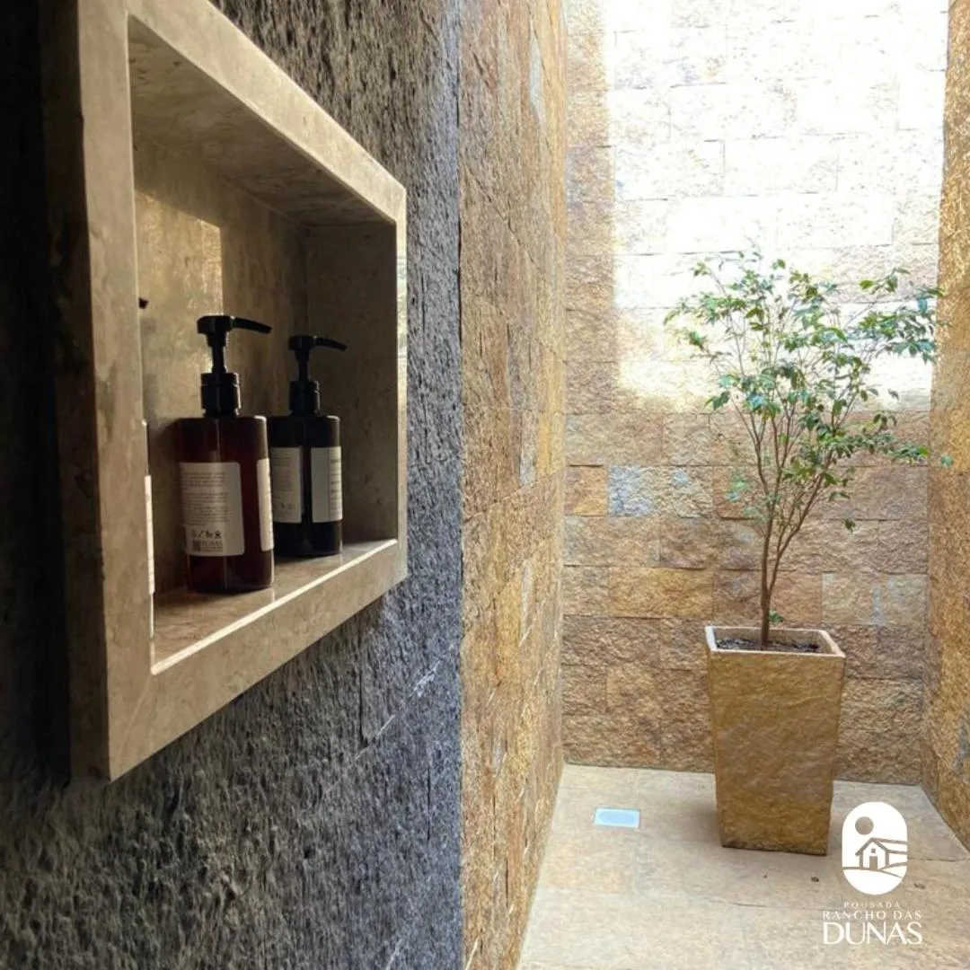 Bathroom in Hotel Pousada Rancho das Dunas