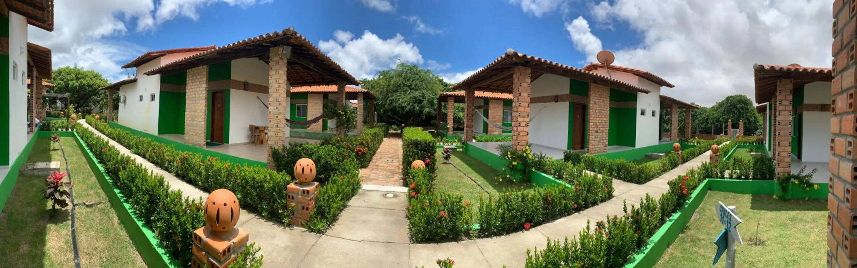 Property building in Hotel Pousada Rancho das Dunas