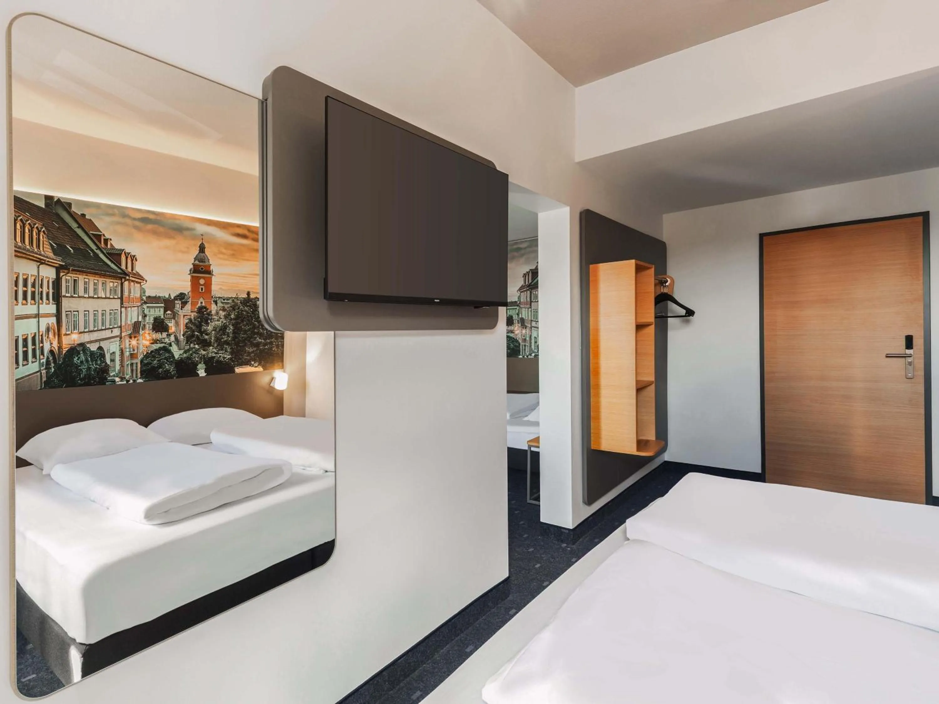 Photo of the whole room, Bed in B&B HOTEL Gotha-Hbf