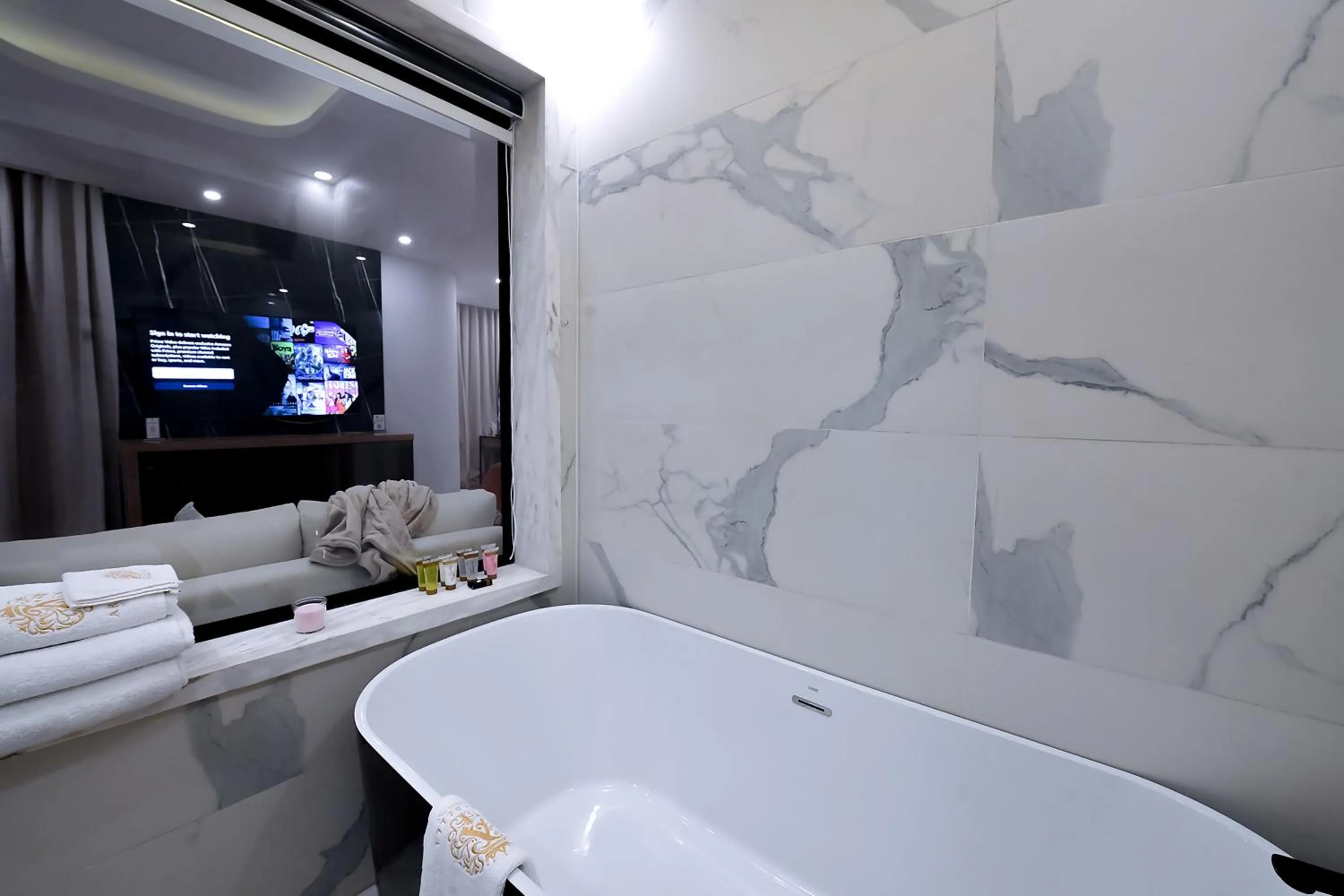 Hot Tub in Arabella Premium Residence - New Cairo