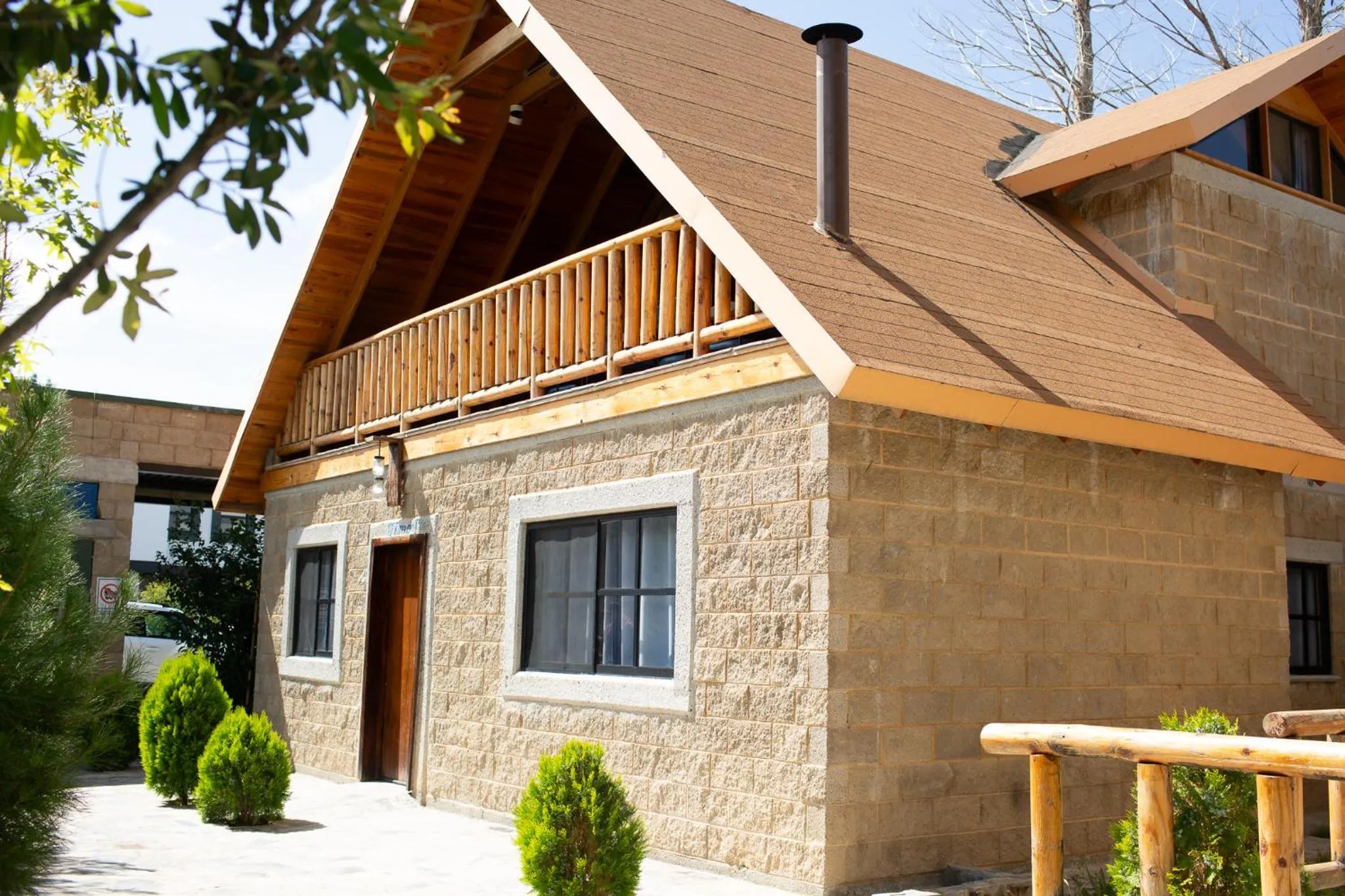 Facade/entrance in Cabañas Bungalos las Alazanas