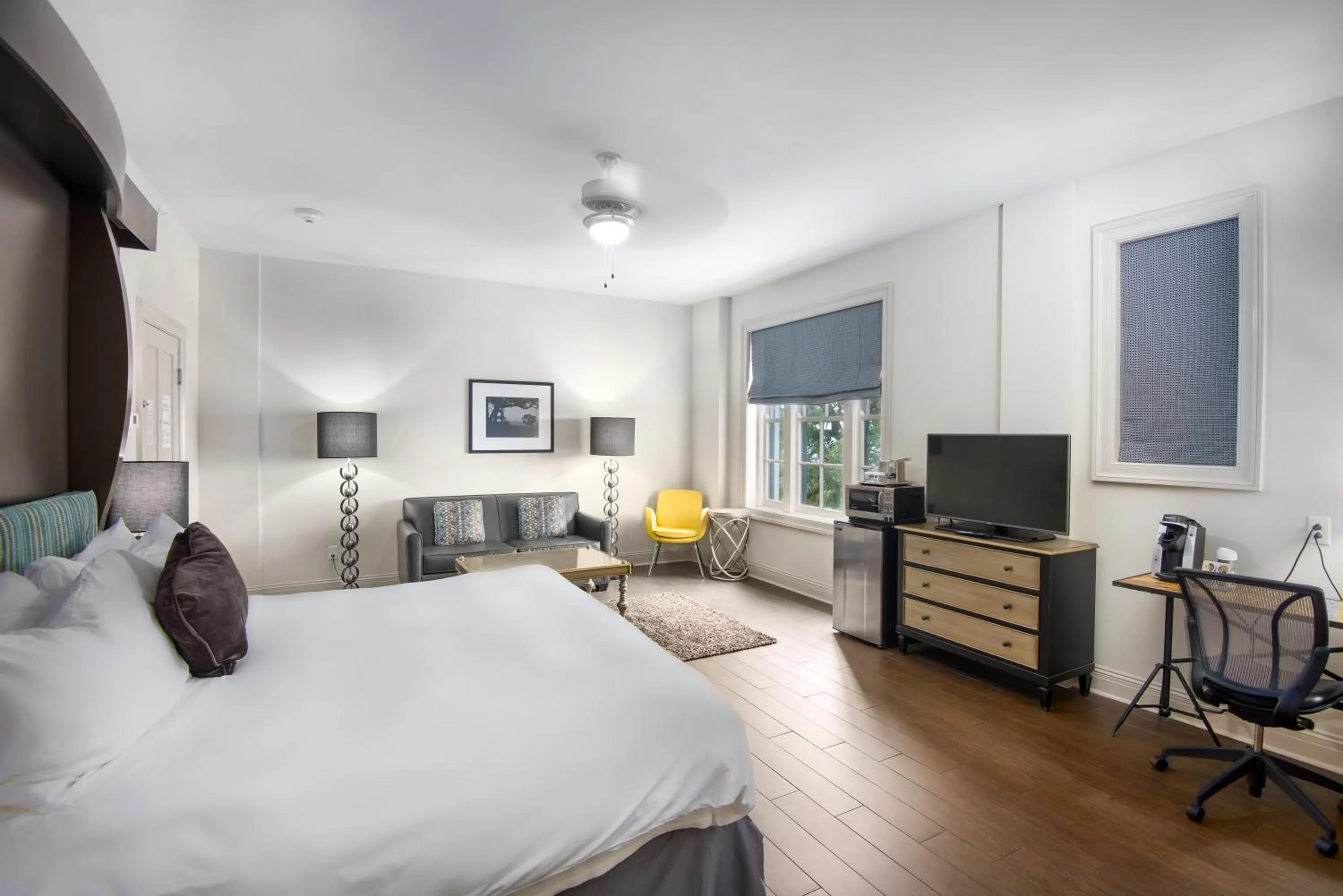 Bed in White House Hotel