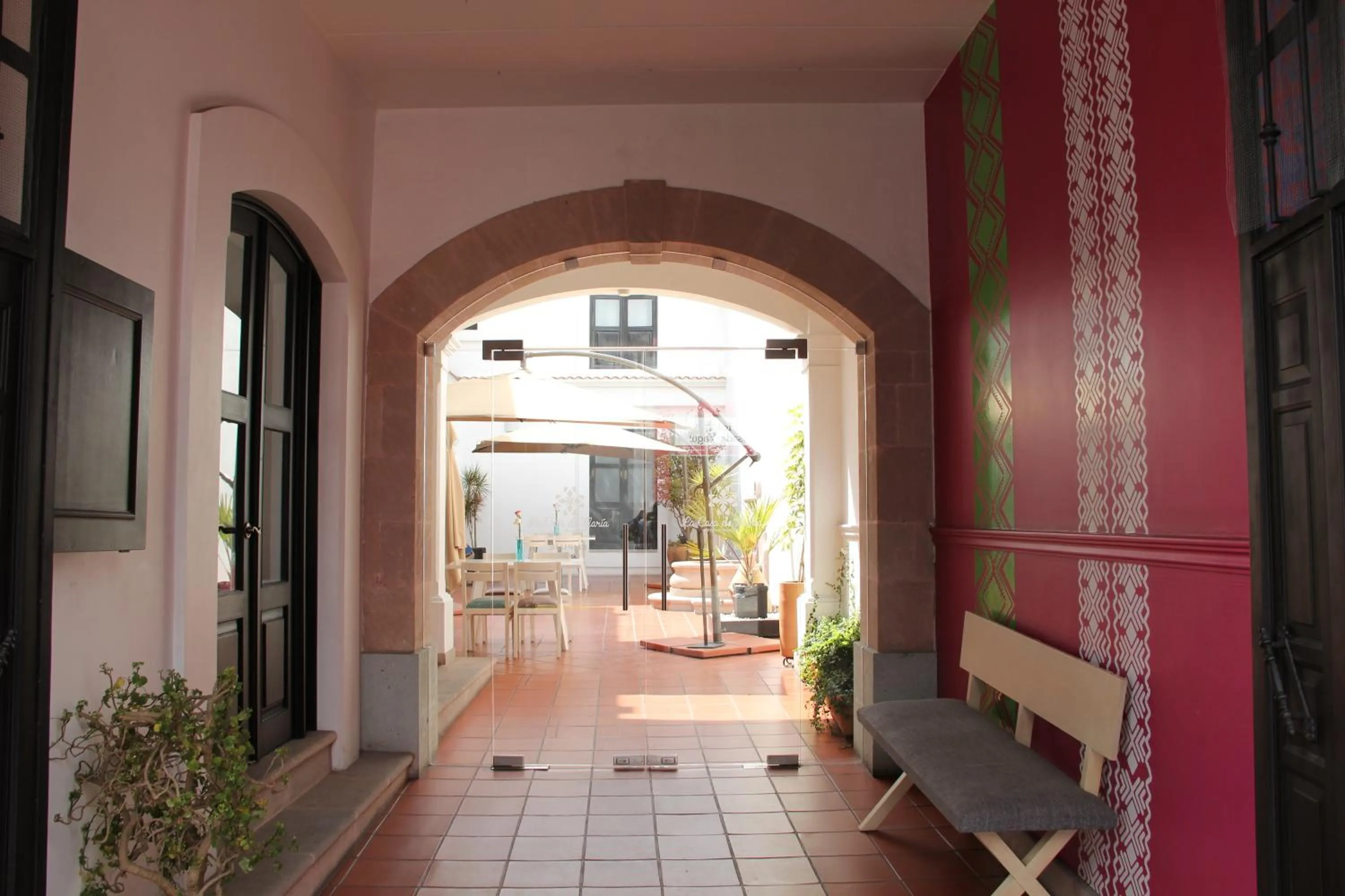 Facade/entrance in Hotel La Casa de María