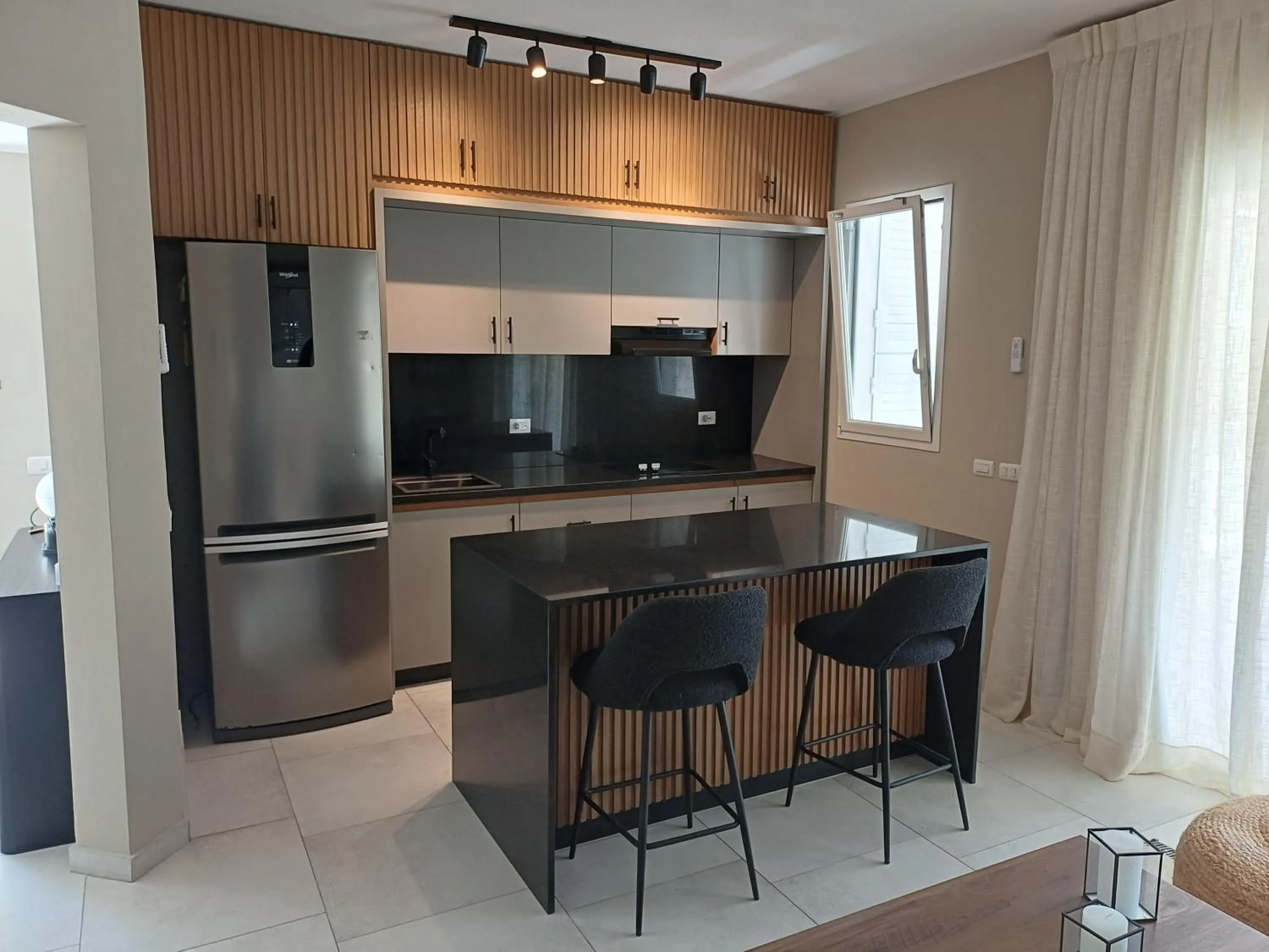 kitchen in TRACADERO Beach Club & Holidays Rentals