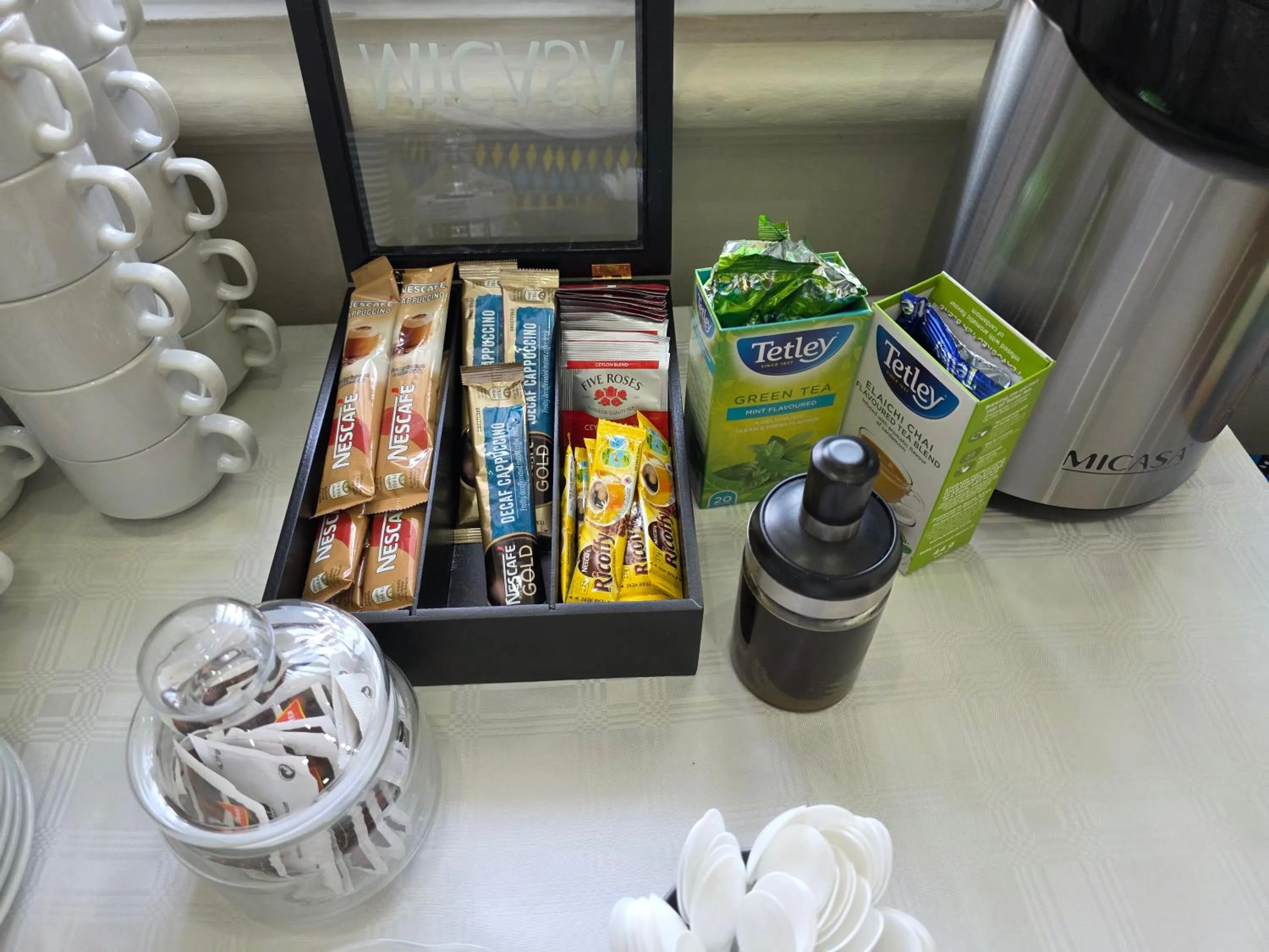 Breakfast in White Garden Hotel