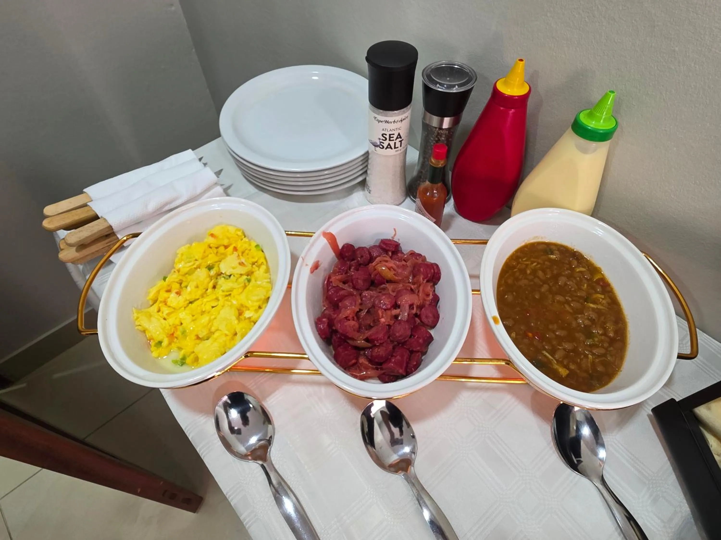 Breakfast in White Garden Hotel