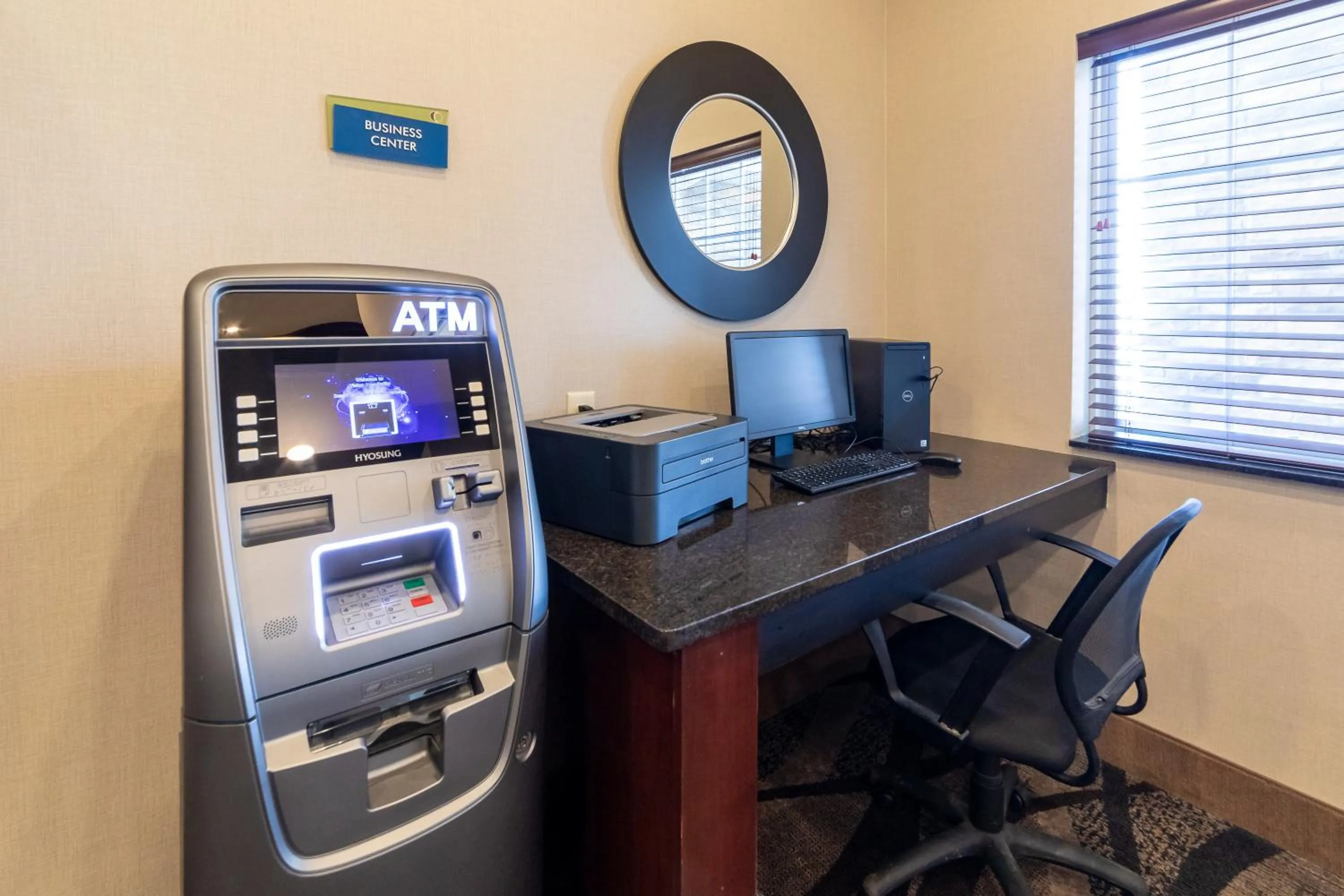 Business facilities in Cobblestone Inn and Suites - Eaton