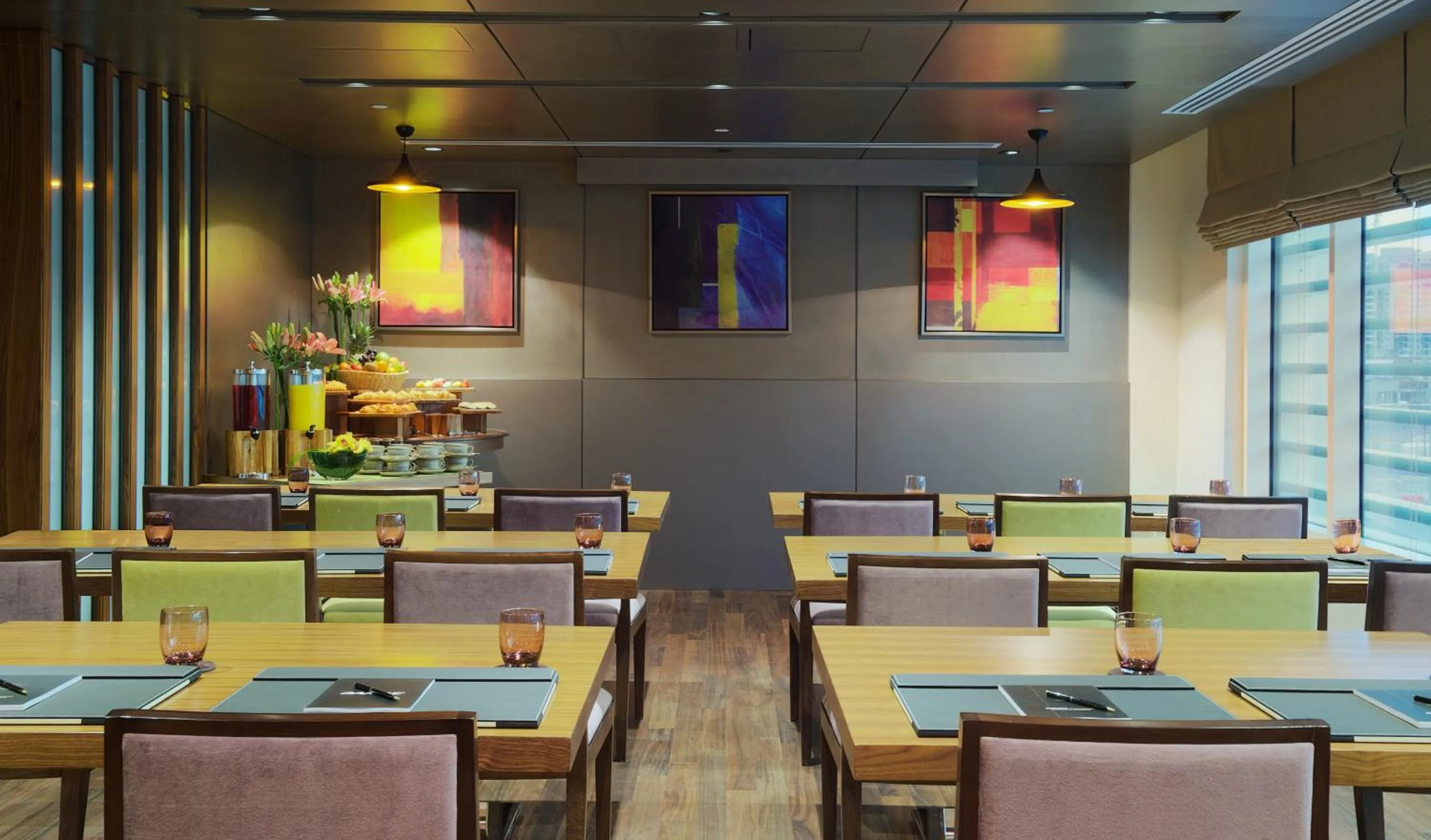 Area and facilities in DAMAC Maison Canal Views