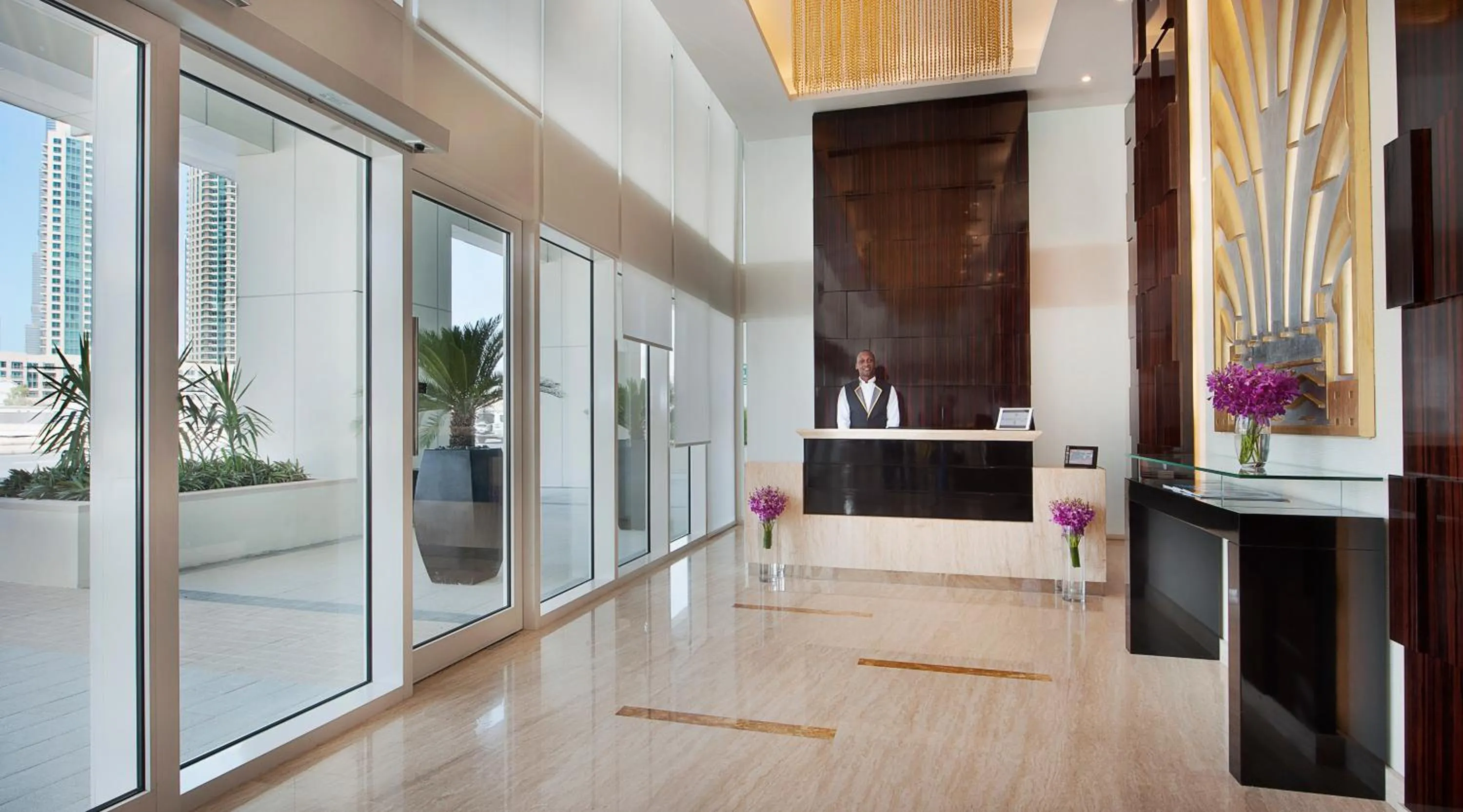 Lobby or reception in DAMAC Maison Canal Views