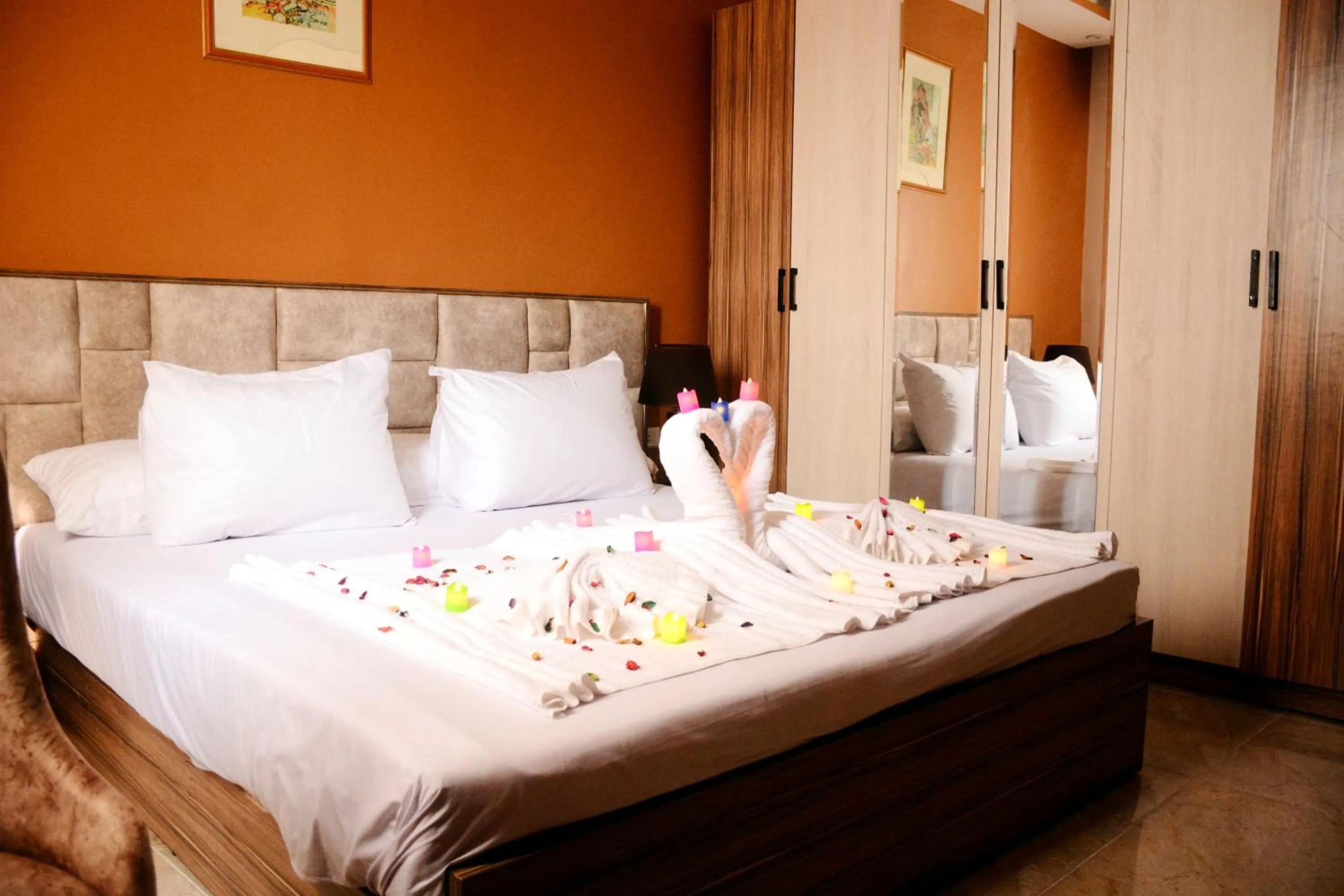 Bed in Nun Pyramids INN