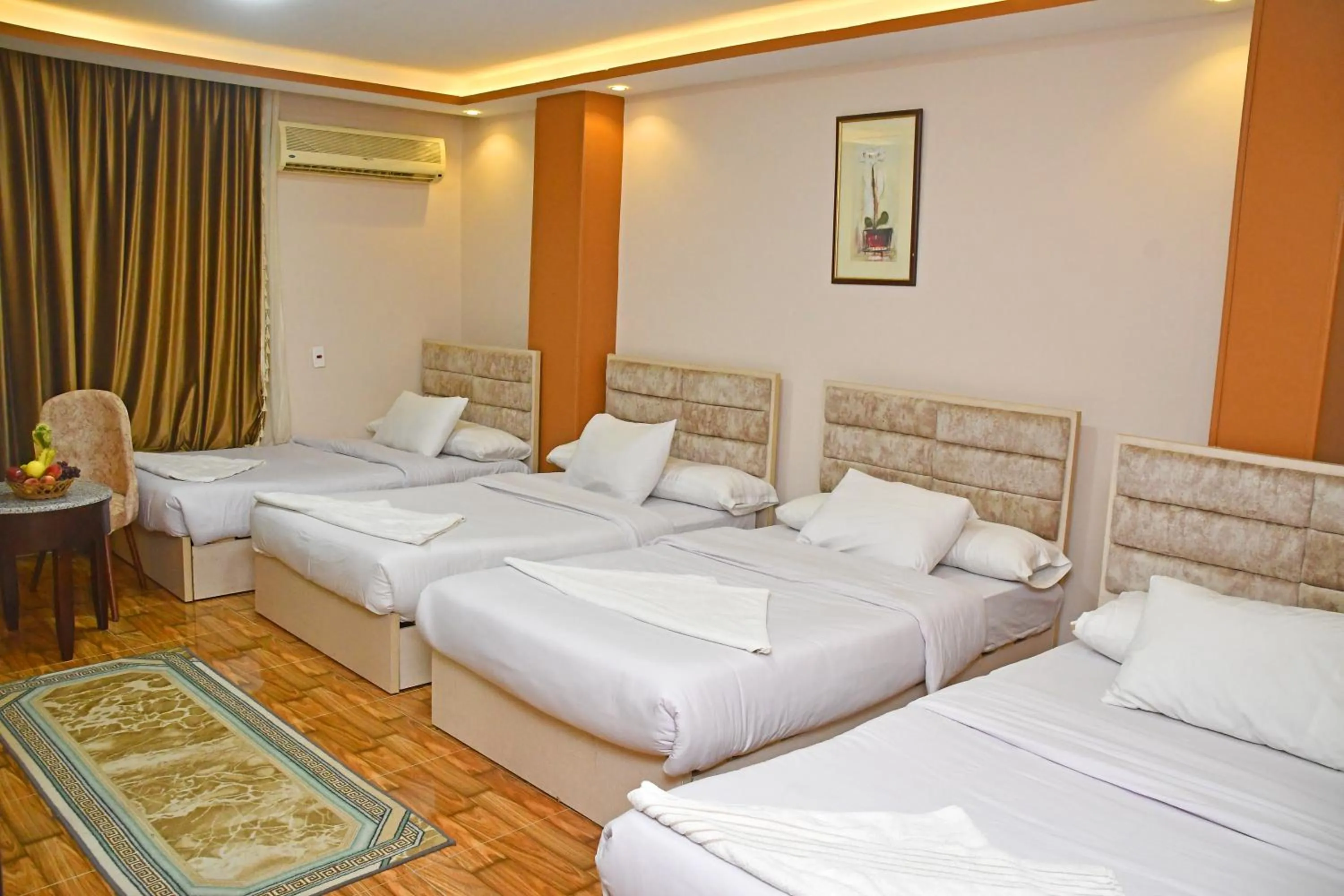 Bed in Nun Pyramids INN