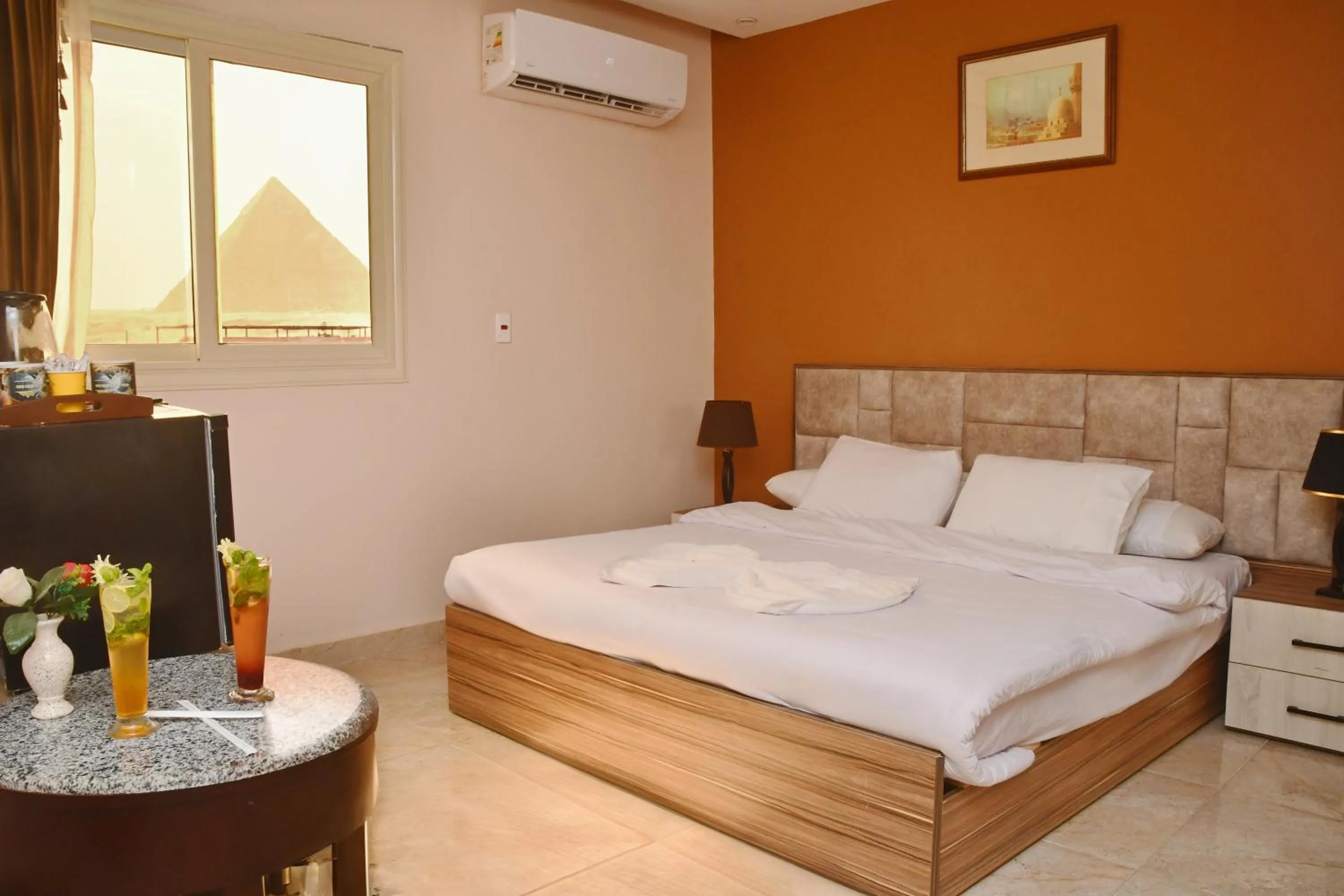 Nearby landmark, Bed in Nun Pyramids INN