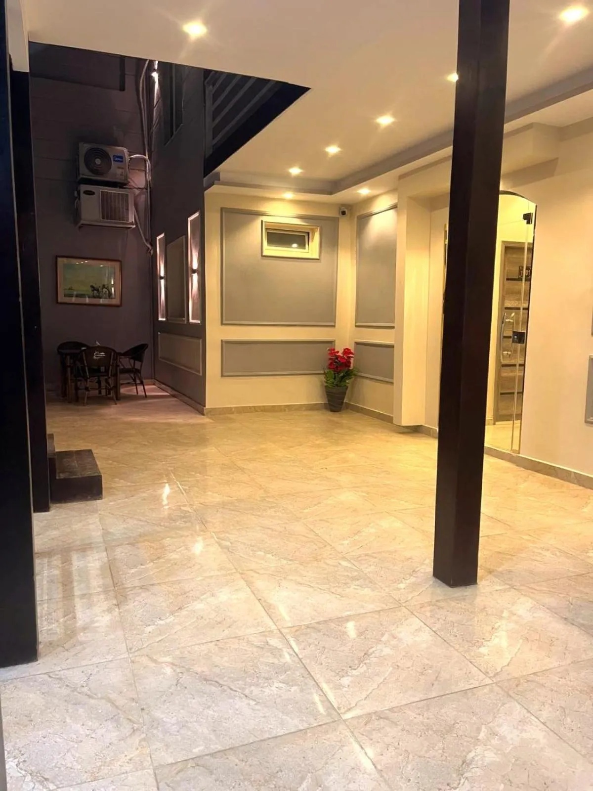 Property building in Nun Pyramids INN