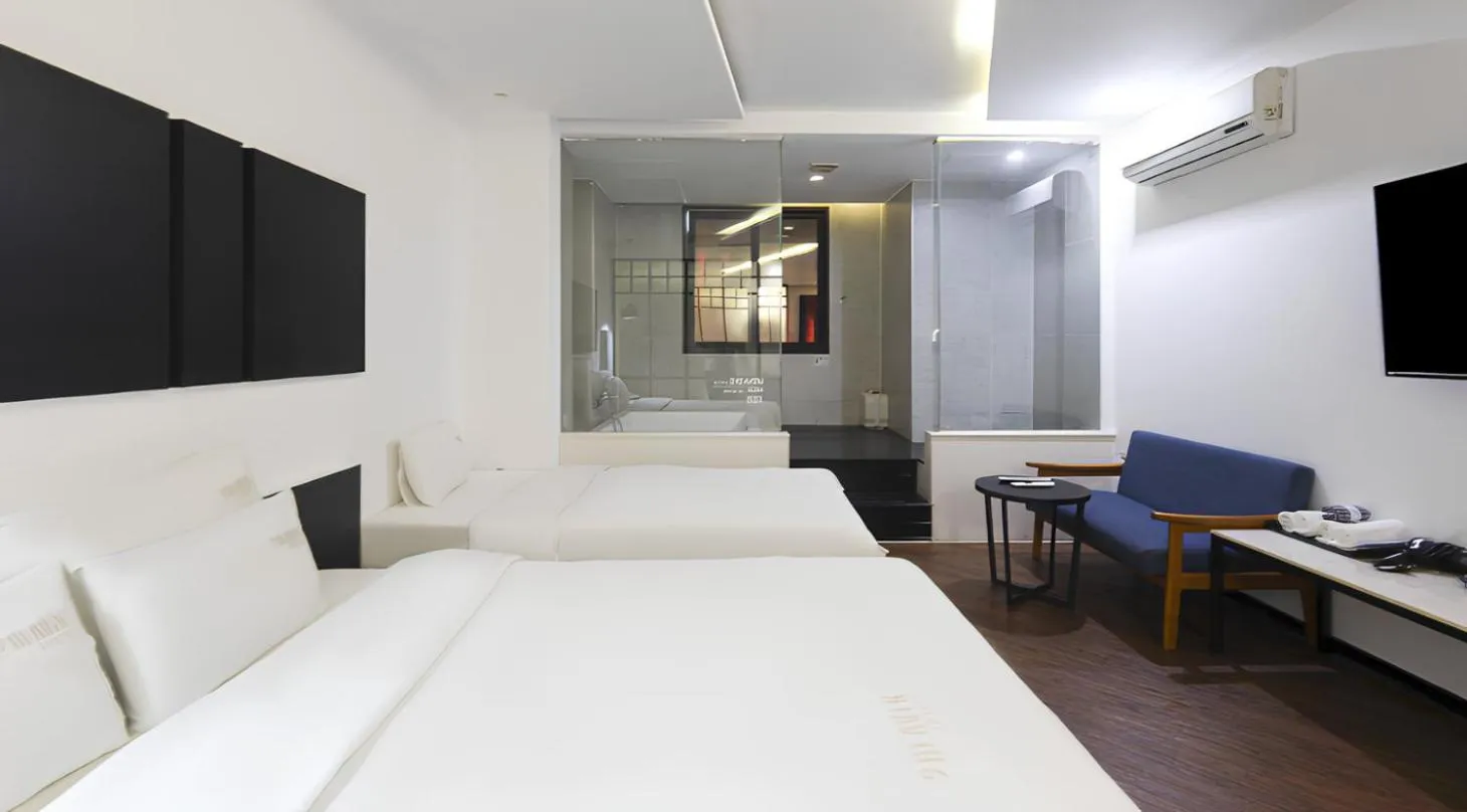 Bed in 2 Heaven Hotel Seomyeon