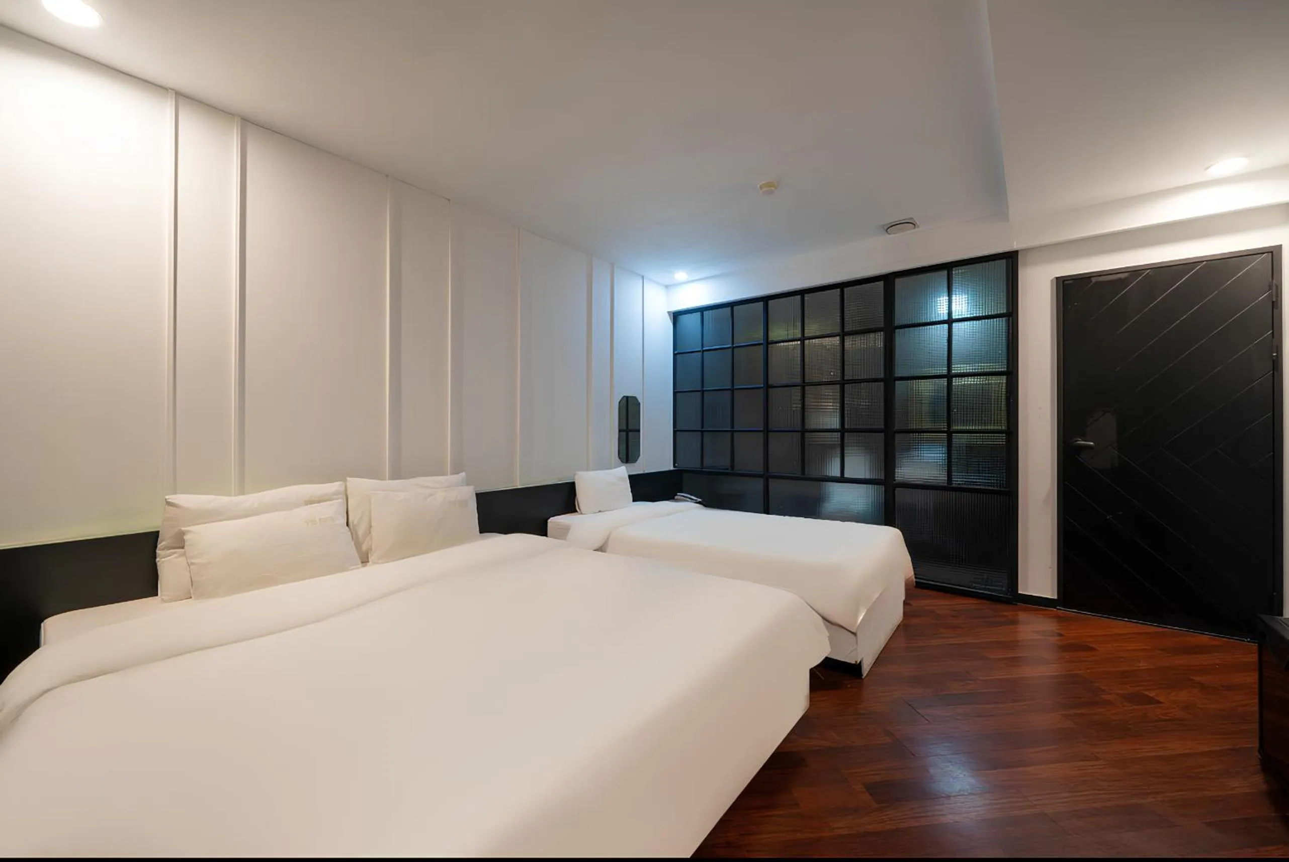 Bed in 2 Heaven Hotel Seomyeon