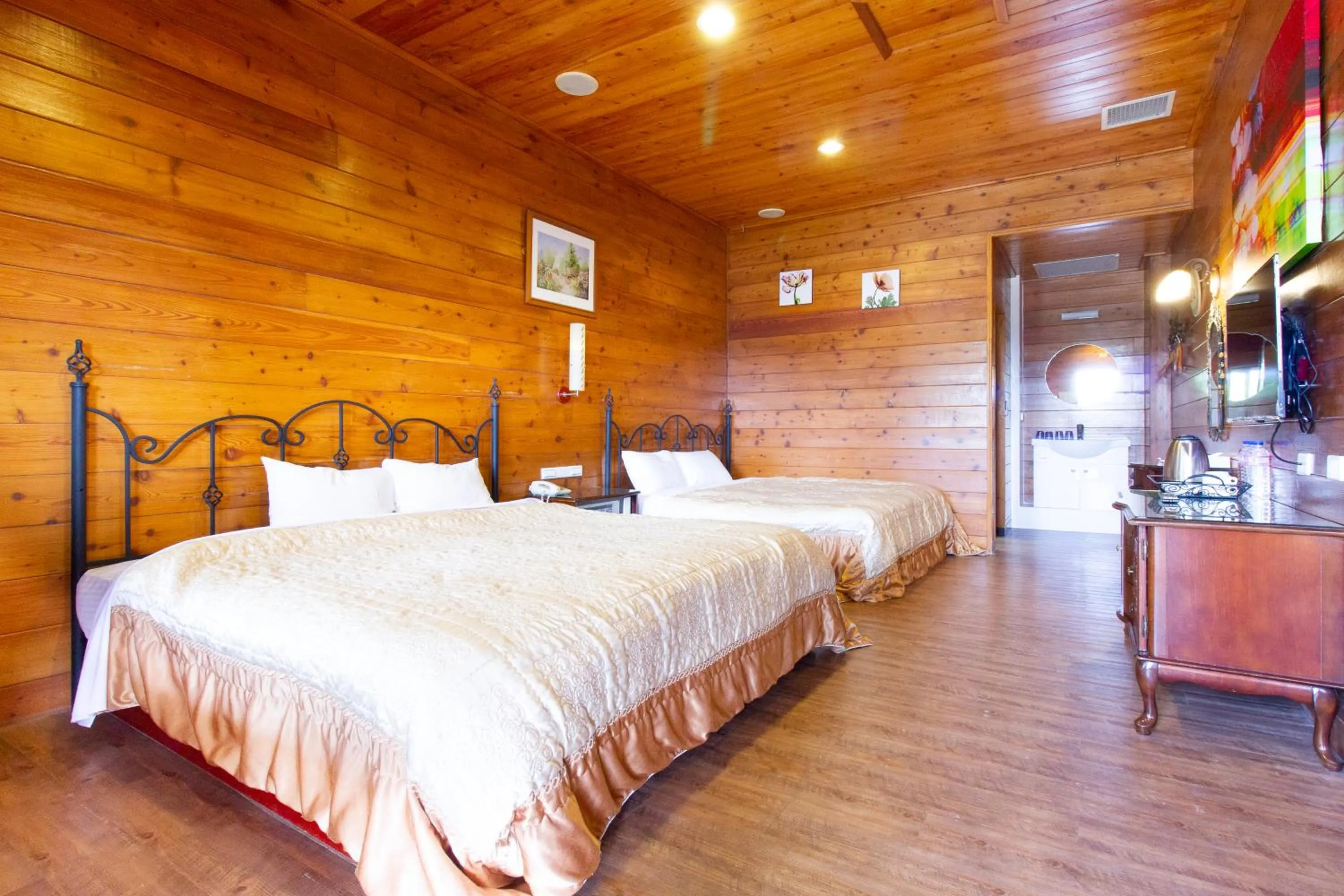 Bed in Liching Garden Villa