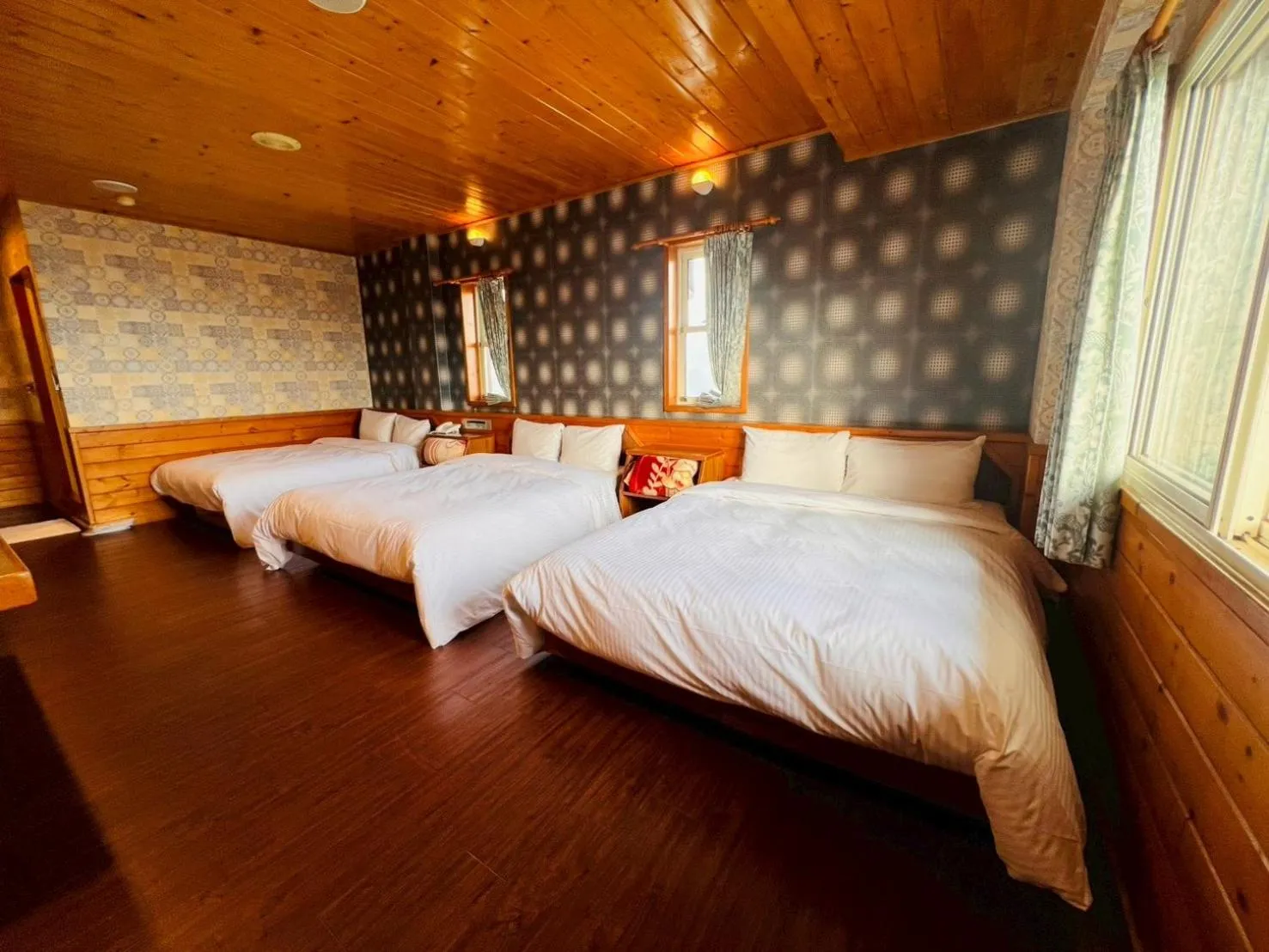 Bed in Liching Garden Villa