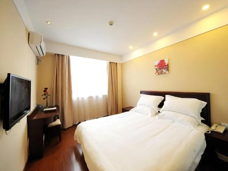 Greentree Inn Shanghai West Huaxia Road Metro Station Express Hotel