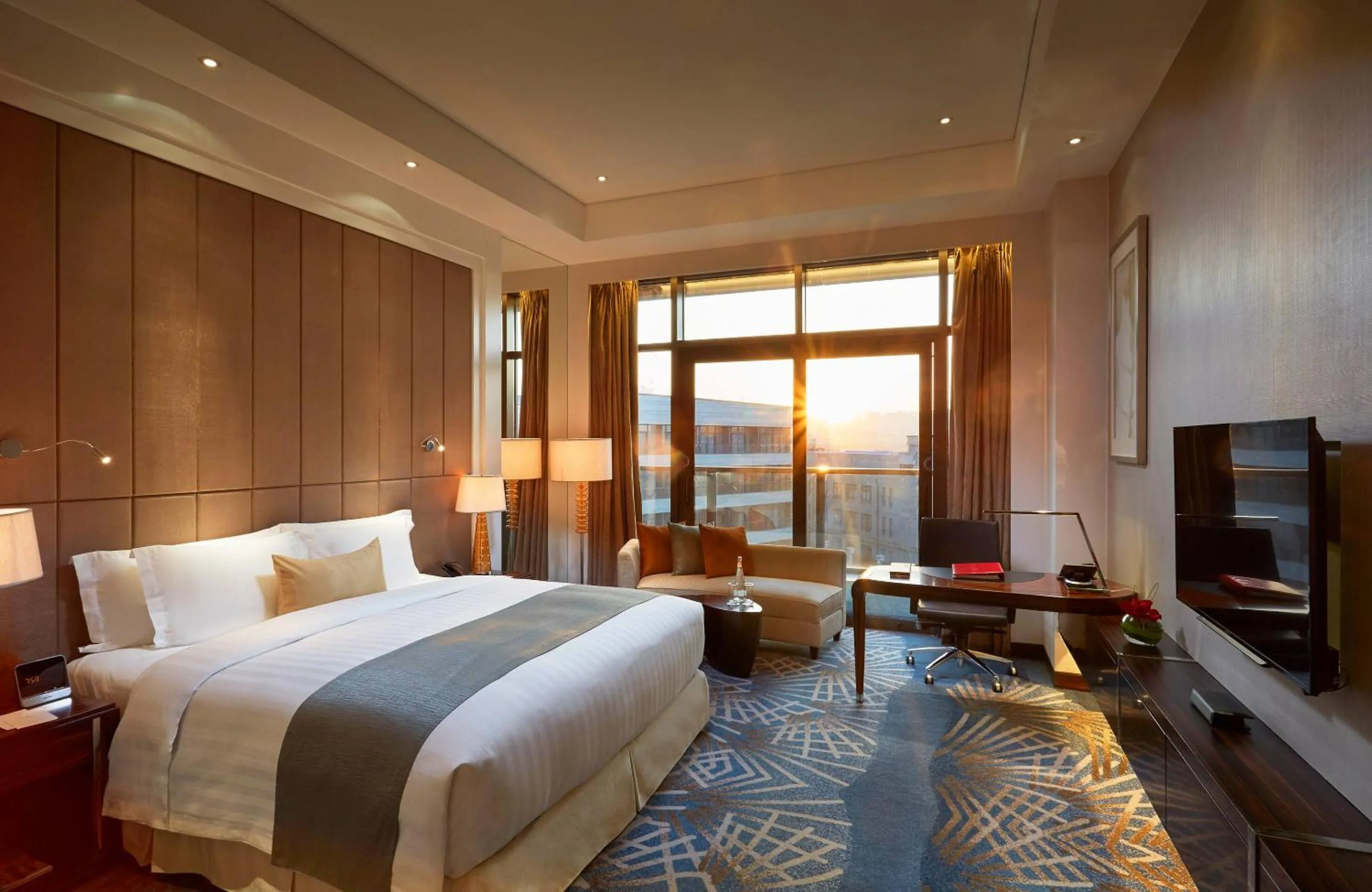 Property building, Bed in Gran Meliá Xian