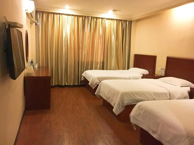 Bed in GreenTree Inn Shanghai Meilan Lake Hutai Road Express Hotel