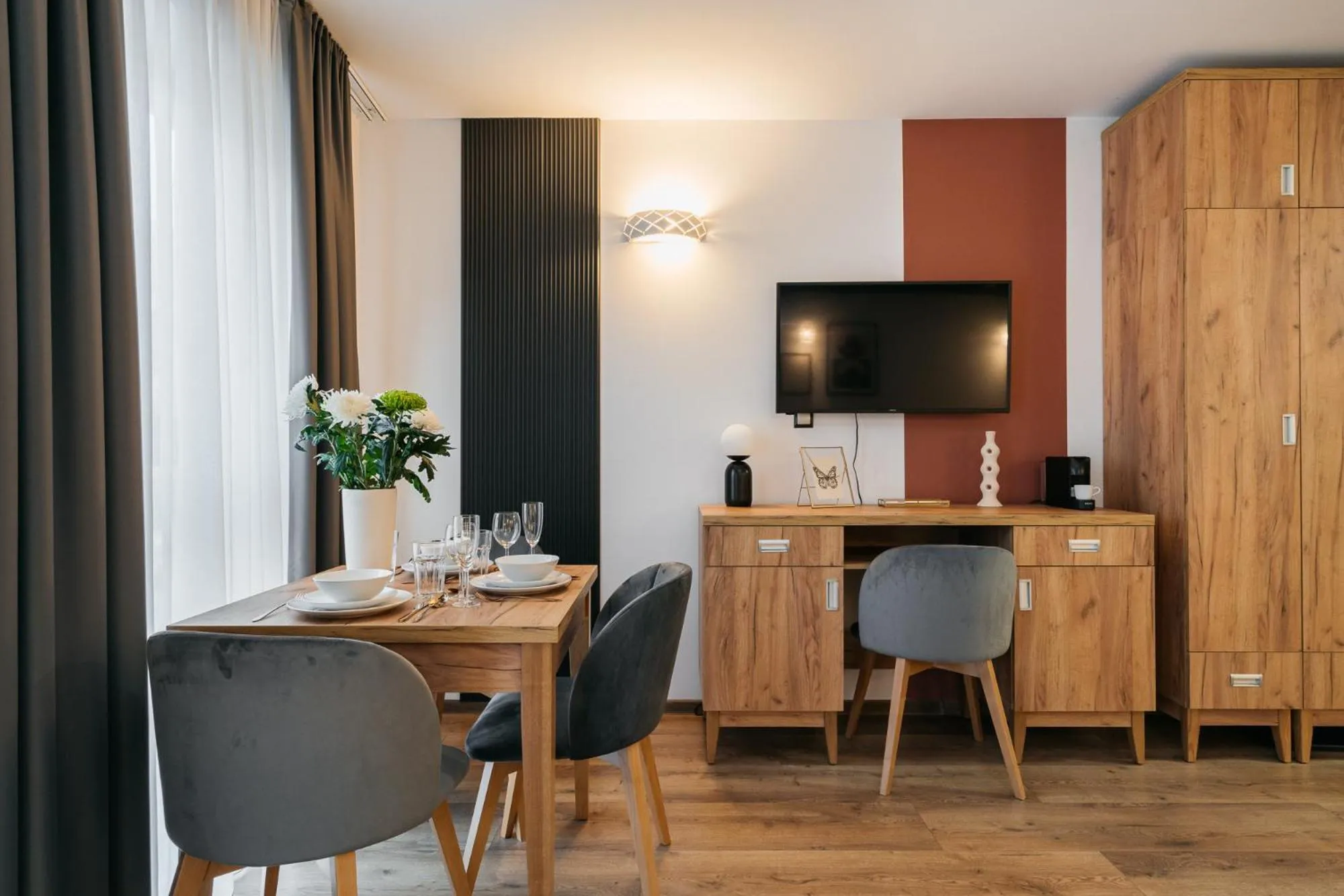 TV and multimedia in ORSO Rooms & Apartments - LoftAffair Collection