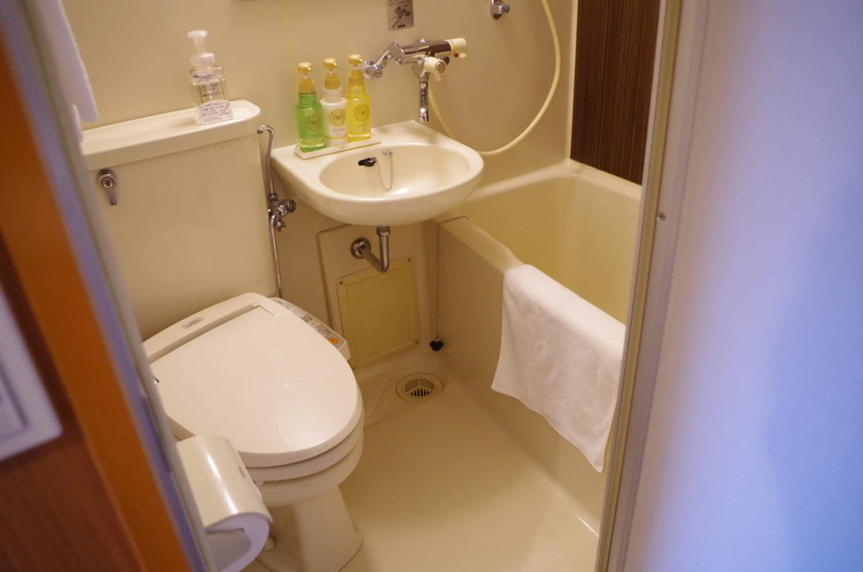 Twin Room - single occupancy - Smoking in HOTEL RELIEF Sapporo Susukino