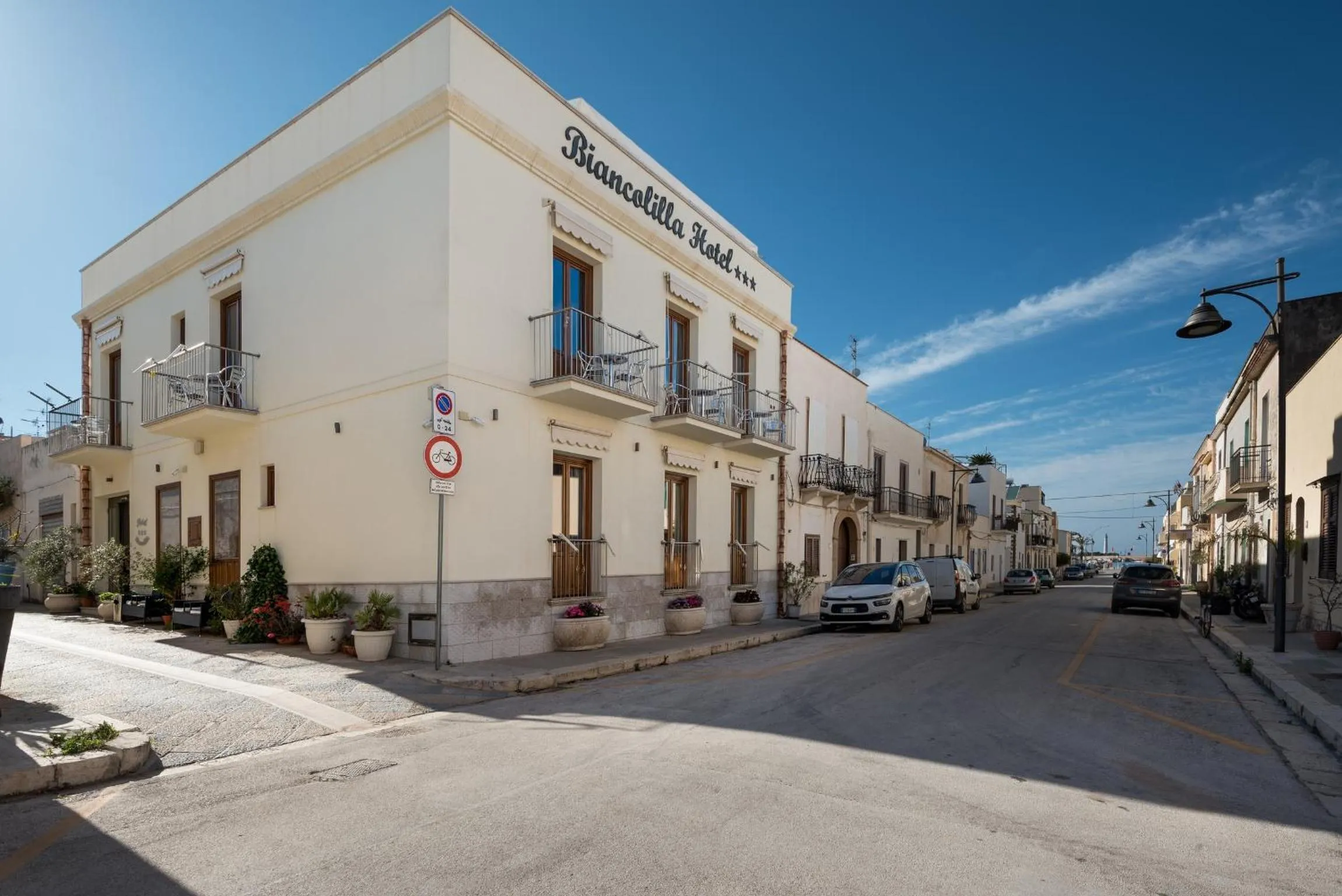 Property building in Hotel Biancolilla