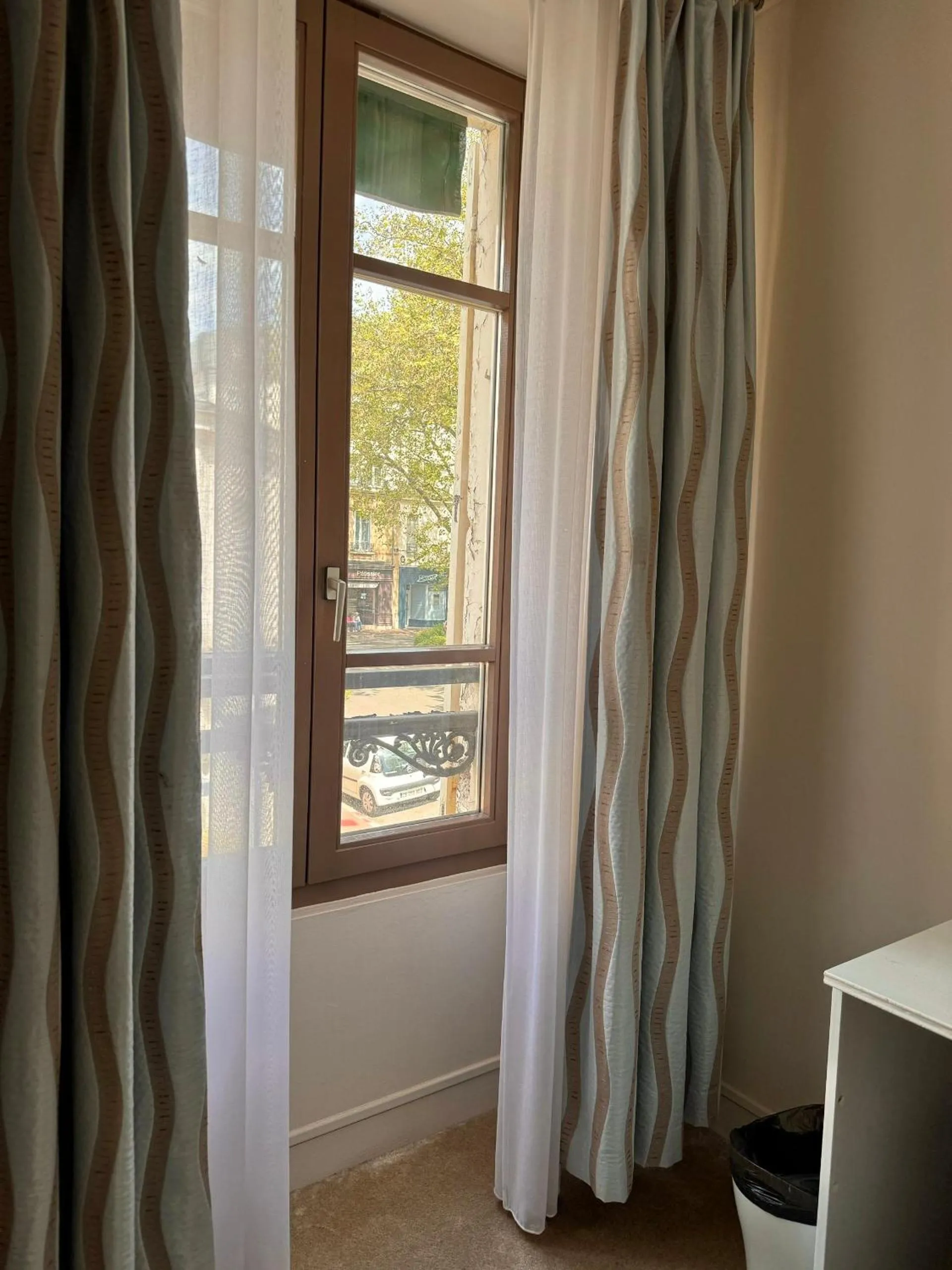 Hotel Paris Vesinet-LogisHotels et Domaine Evenementiel