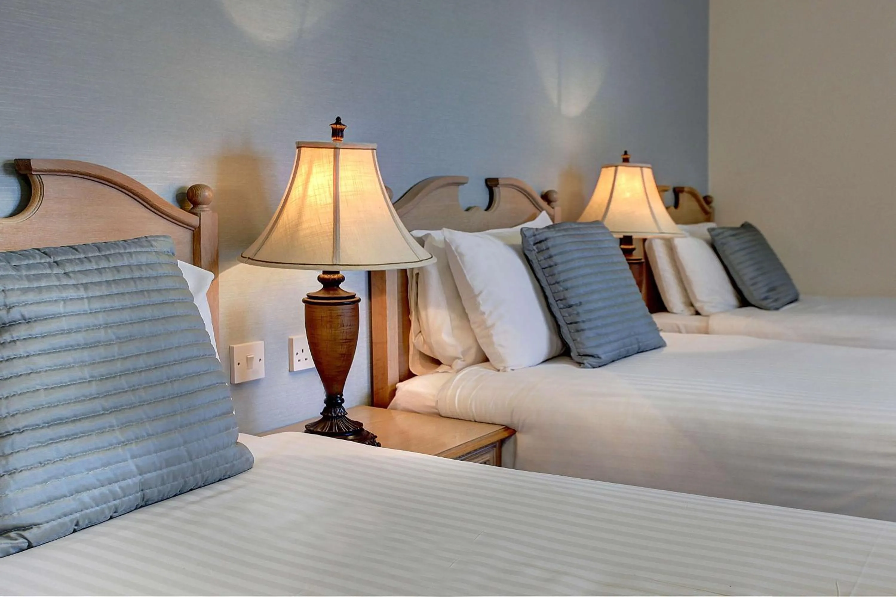 Bedroom, Bed in Best Western Manor Hotel