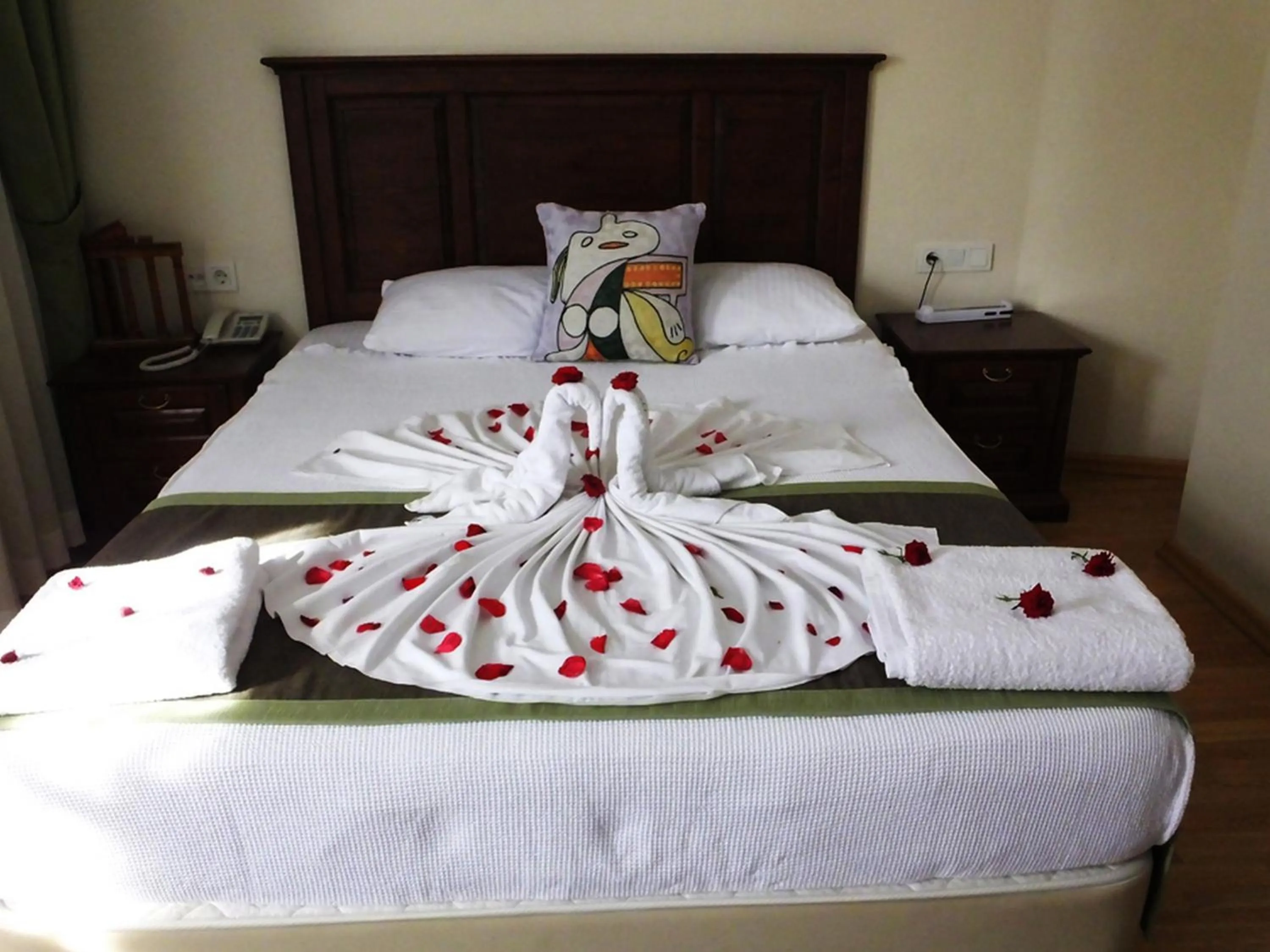 Bed in Hadrian Gate Hotel