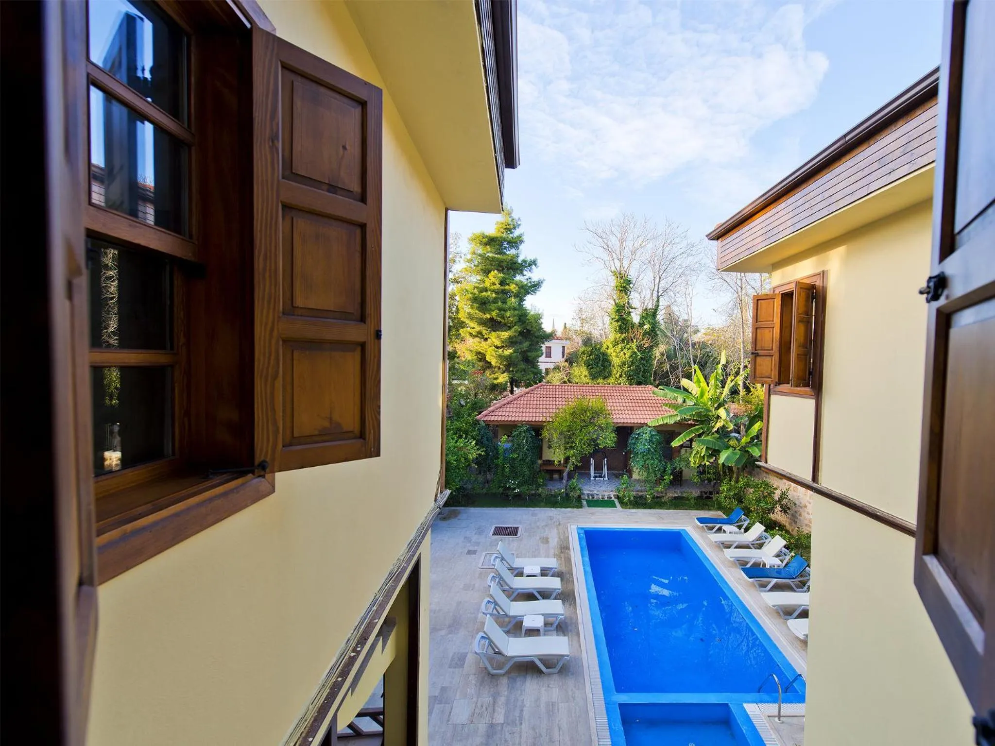 Garden in Hadrian Gate Hotel