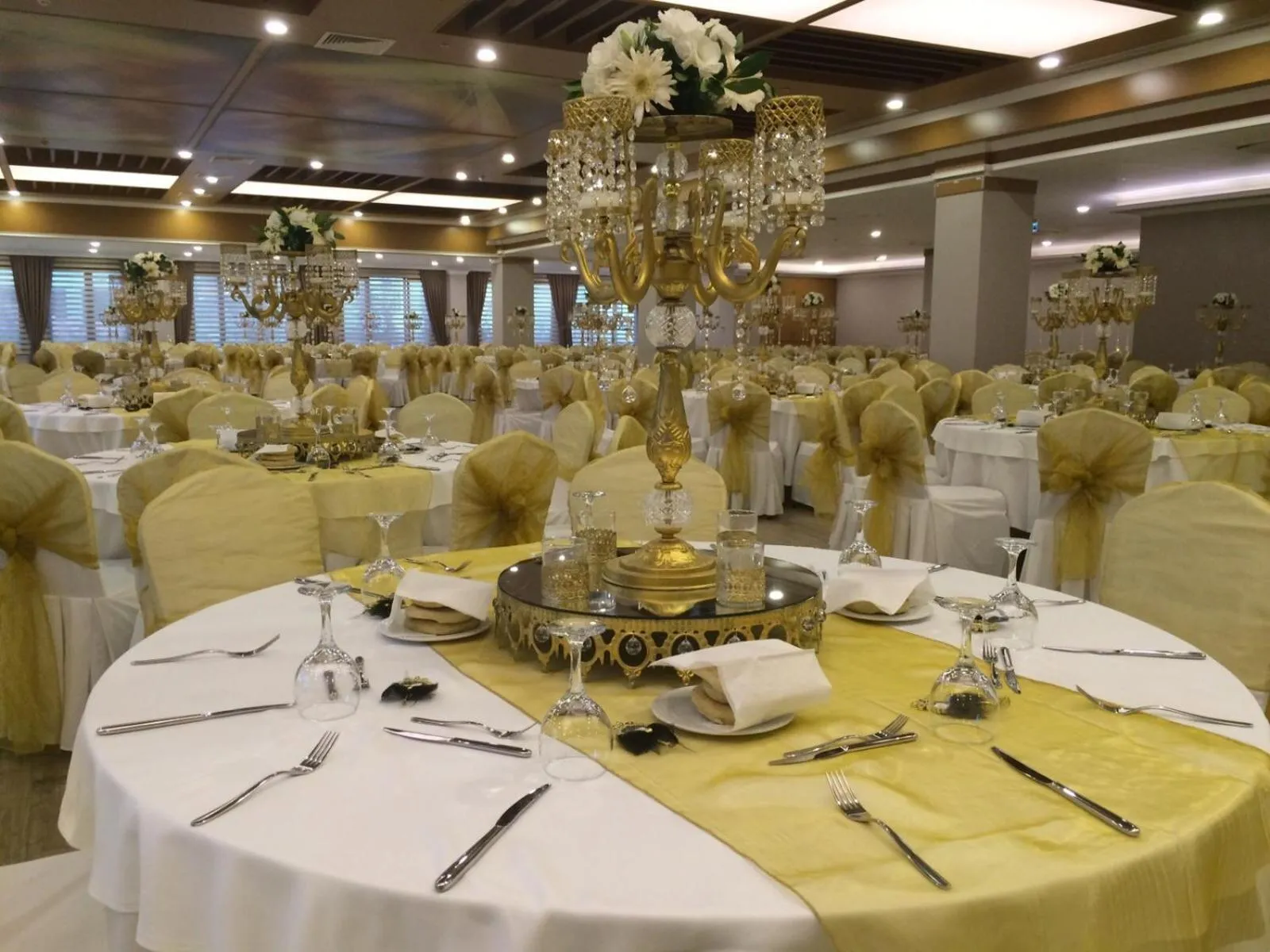 Restaurant/places to eat in Ramada Usak