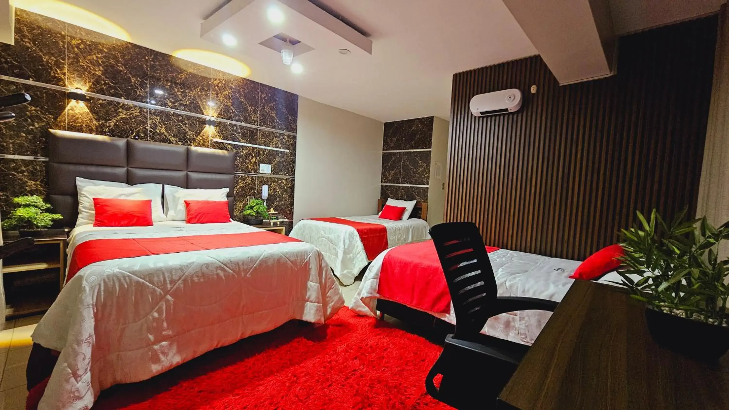 Triple Room in Hotel del Valle Triple Room in Hotel del Valle