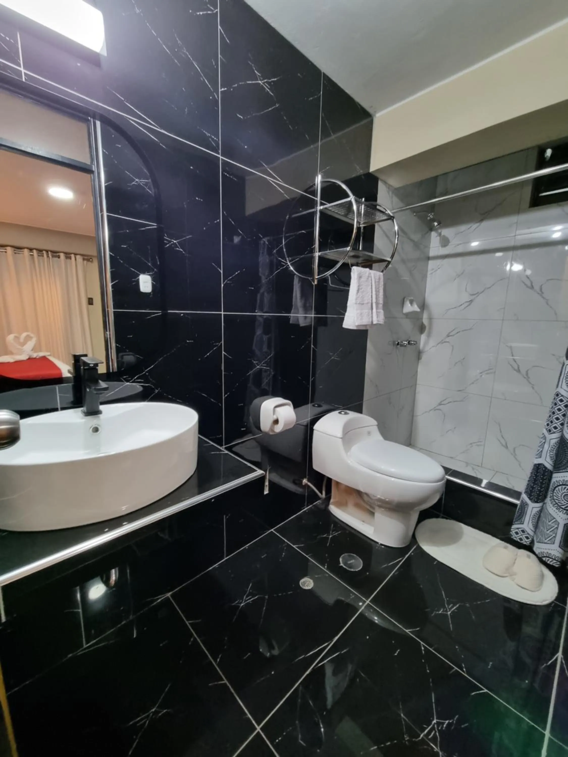 Bathroom in Hotel del Valle