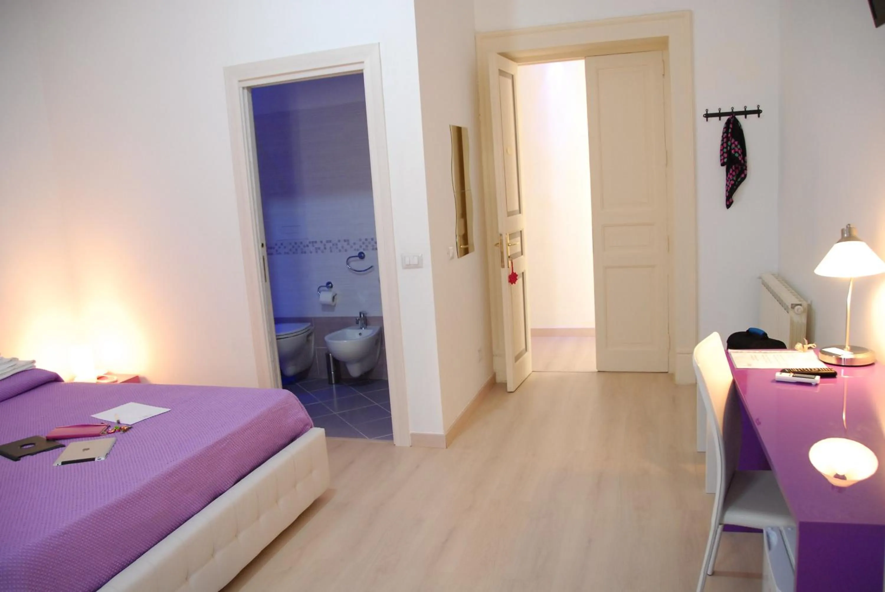 Decorative detail, Bed in Messina41 Hotel