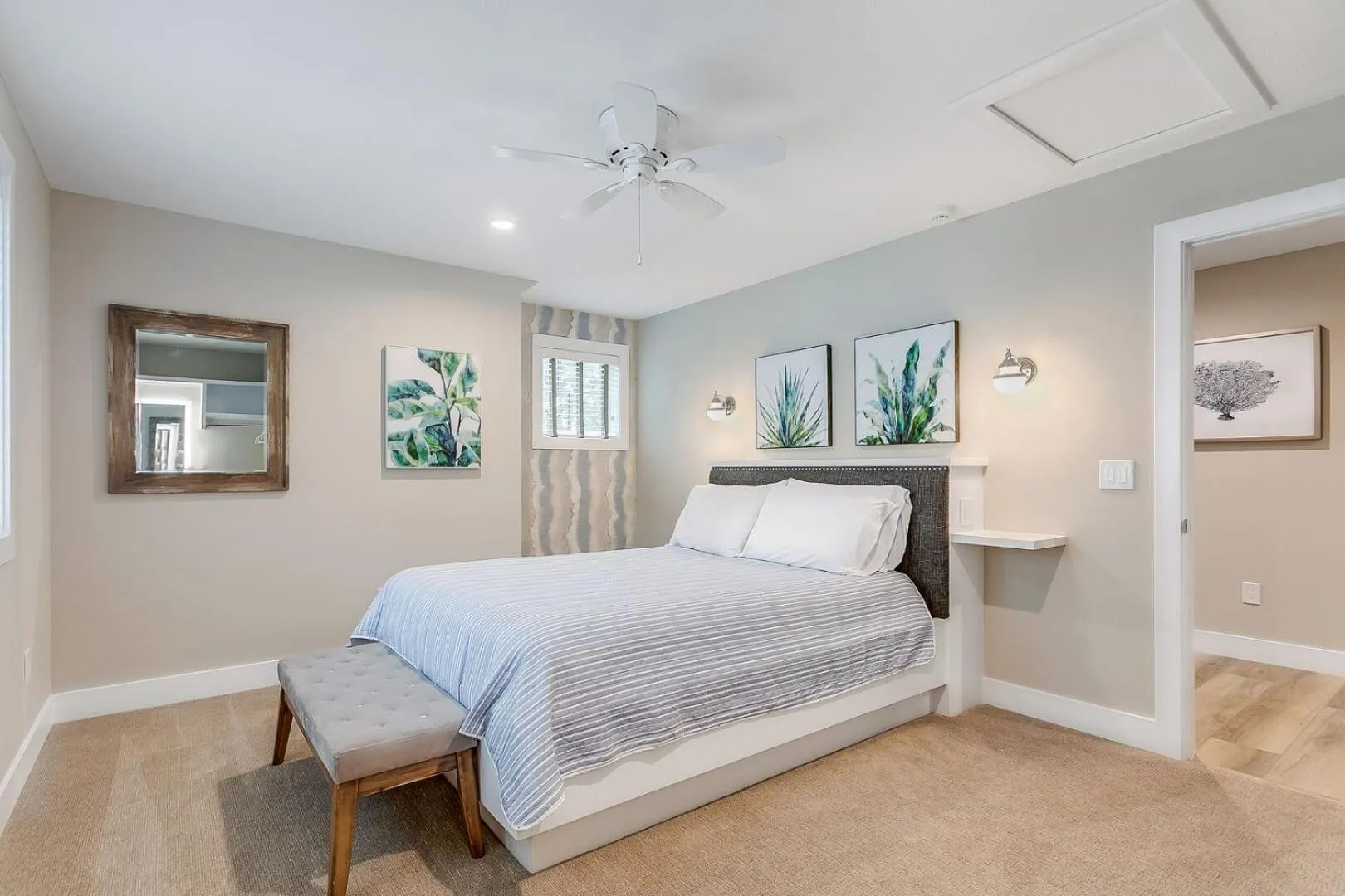 Bed in Lakemore Resort