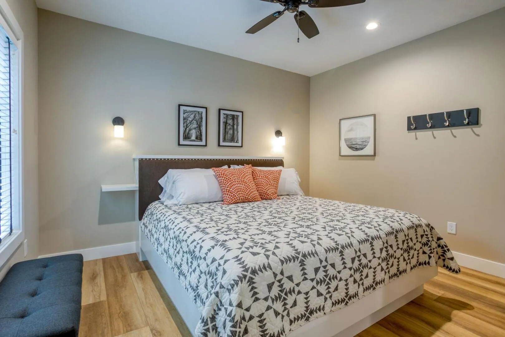 Bed in Lakemore Resort