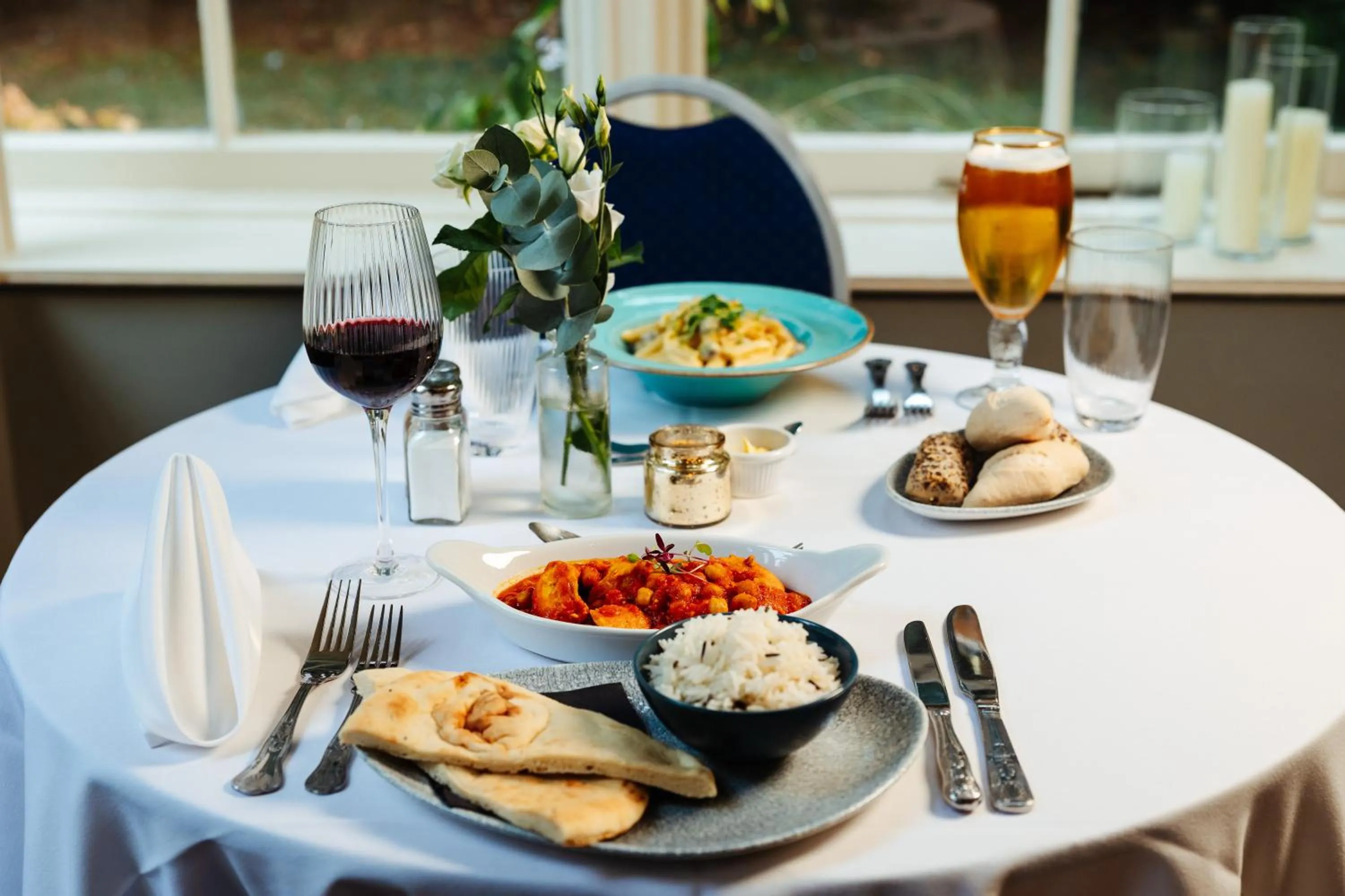 Dinner in Woodland Manor Hotel