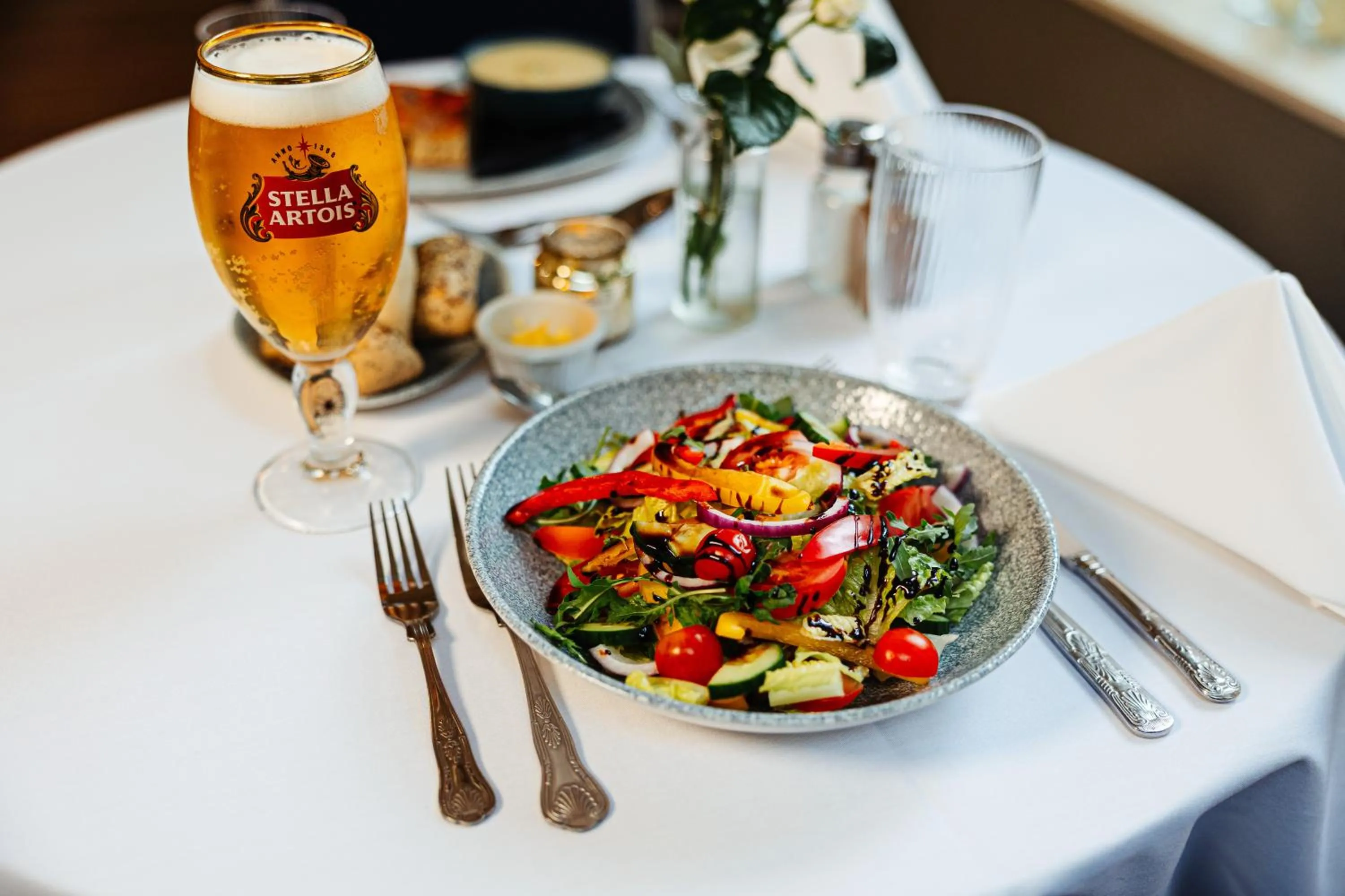 Dinner in Woodland Manor Hotel