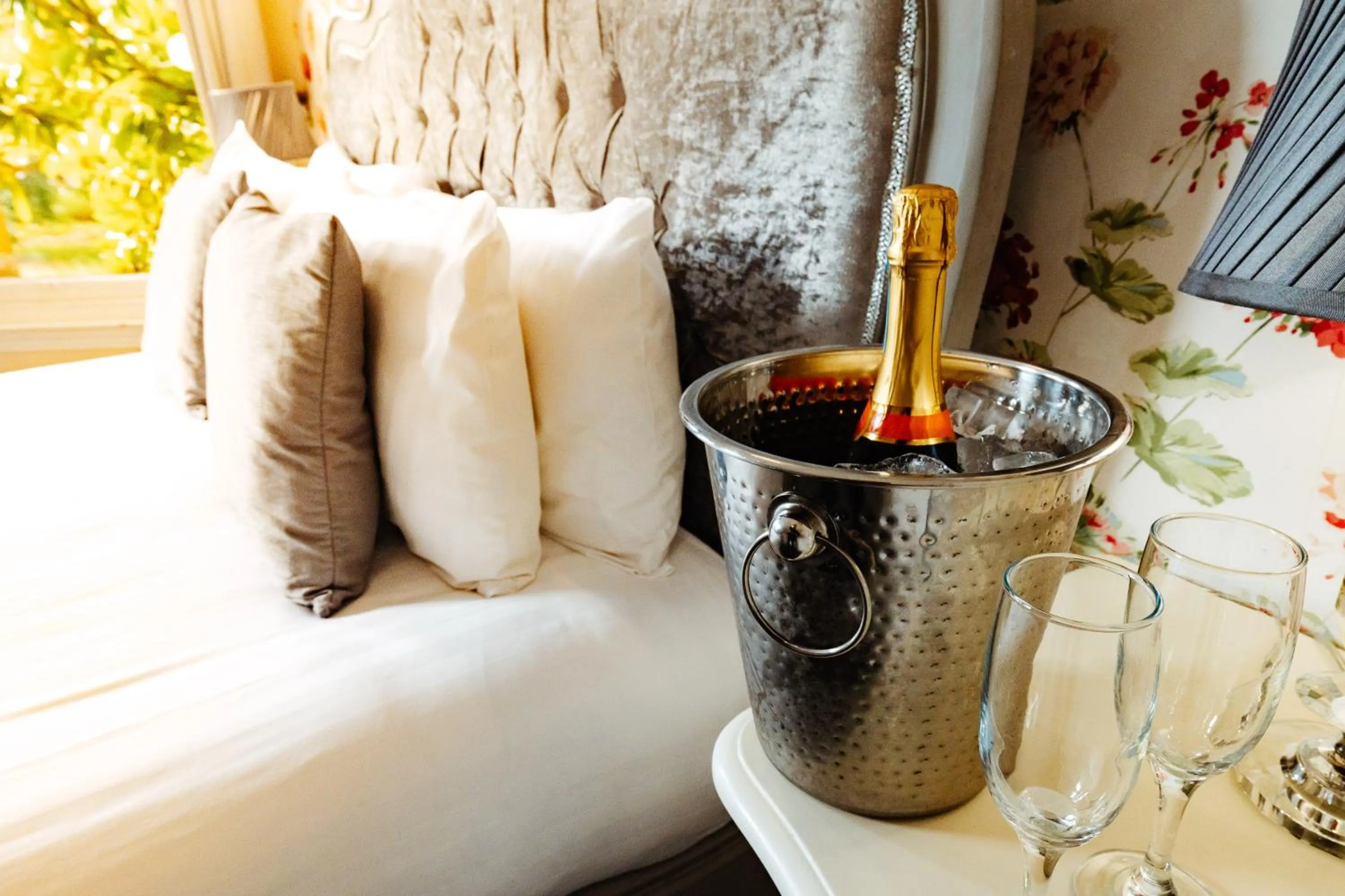 Alcoholic drinks in Woodland Manor Hotel