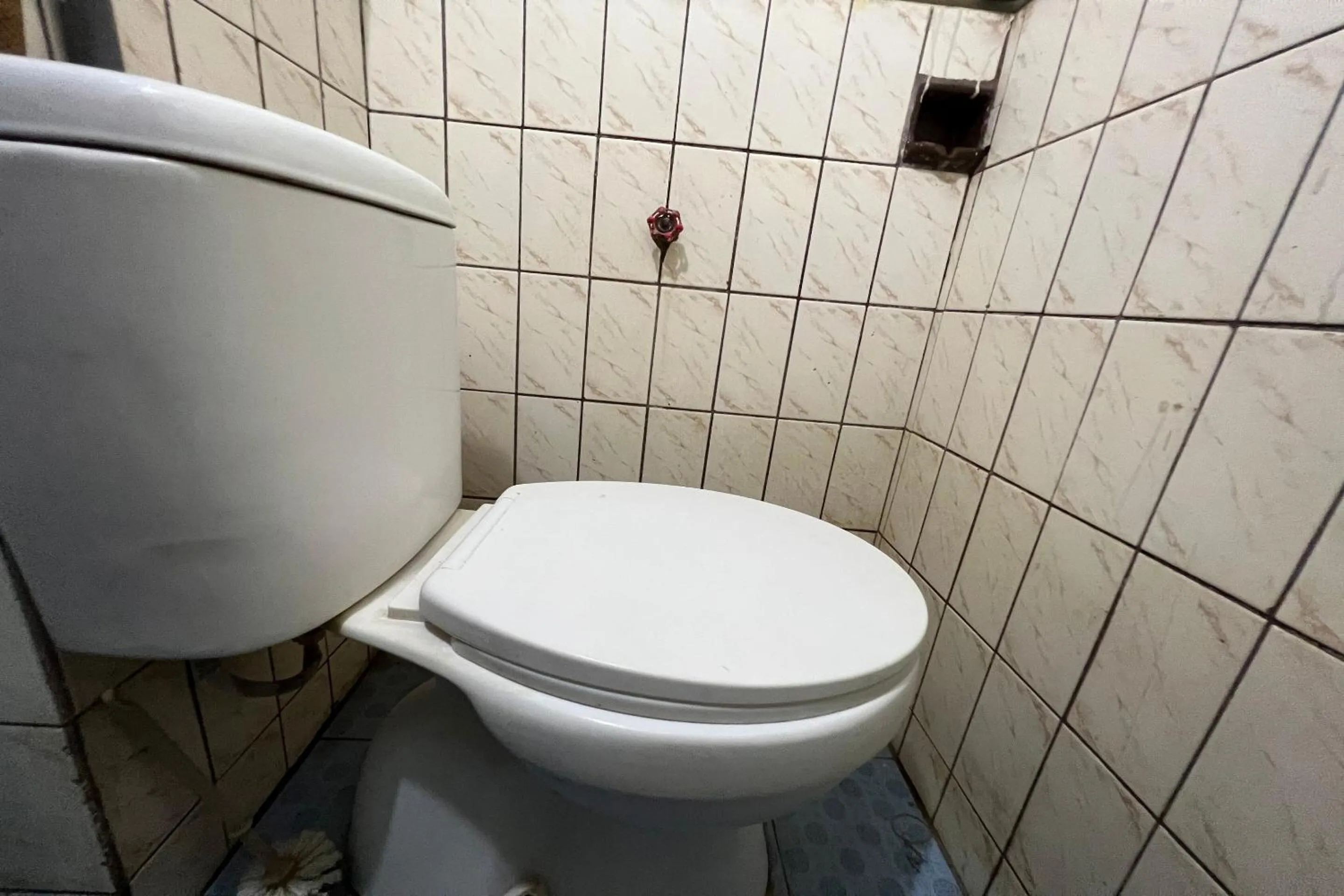 Bedroom in Hotel O Pondok Surya Near Fakultas Teknik Unhas Gowa