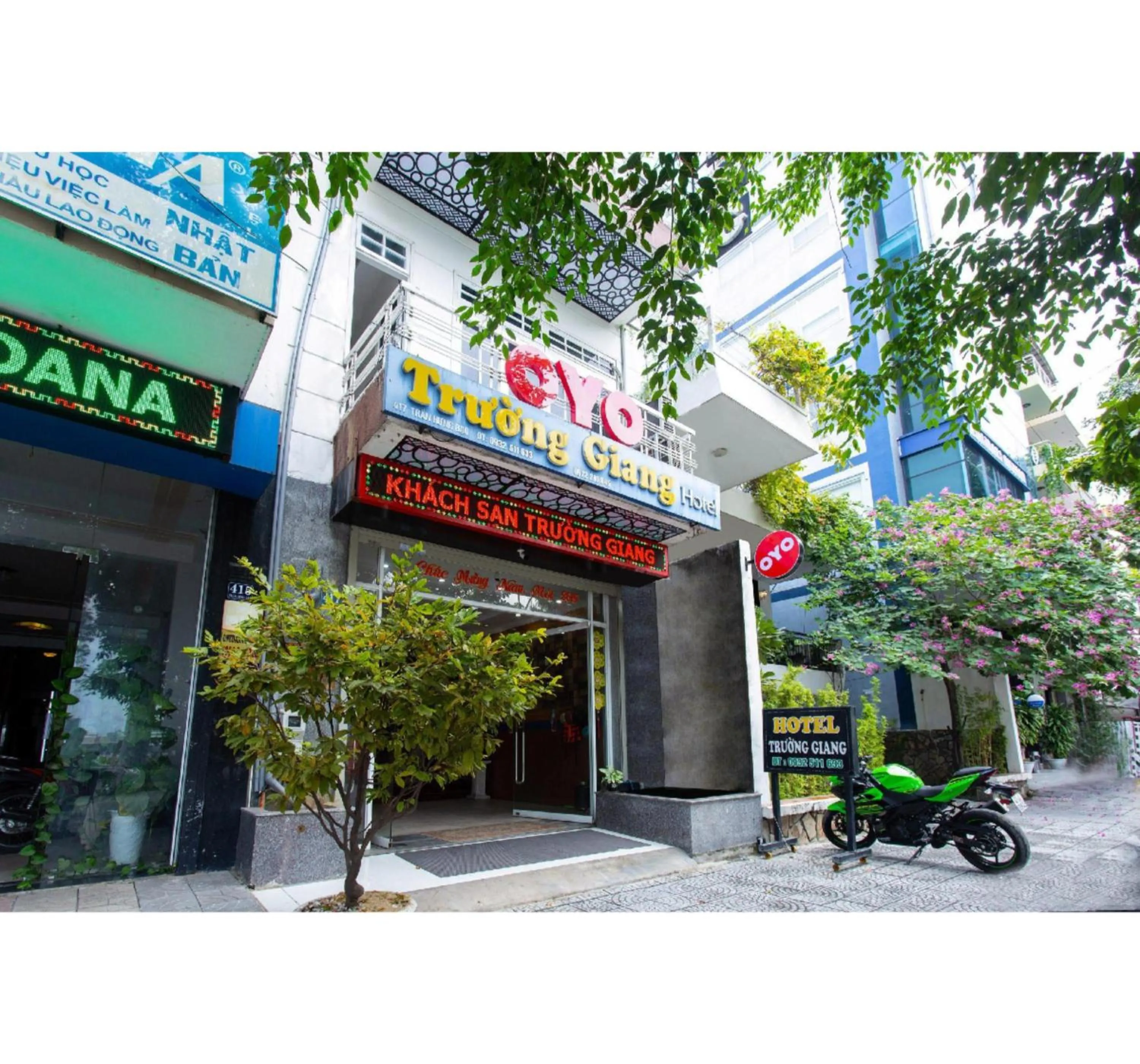 Facade/entrance in OYO 553 Truong Giang Hotel