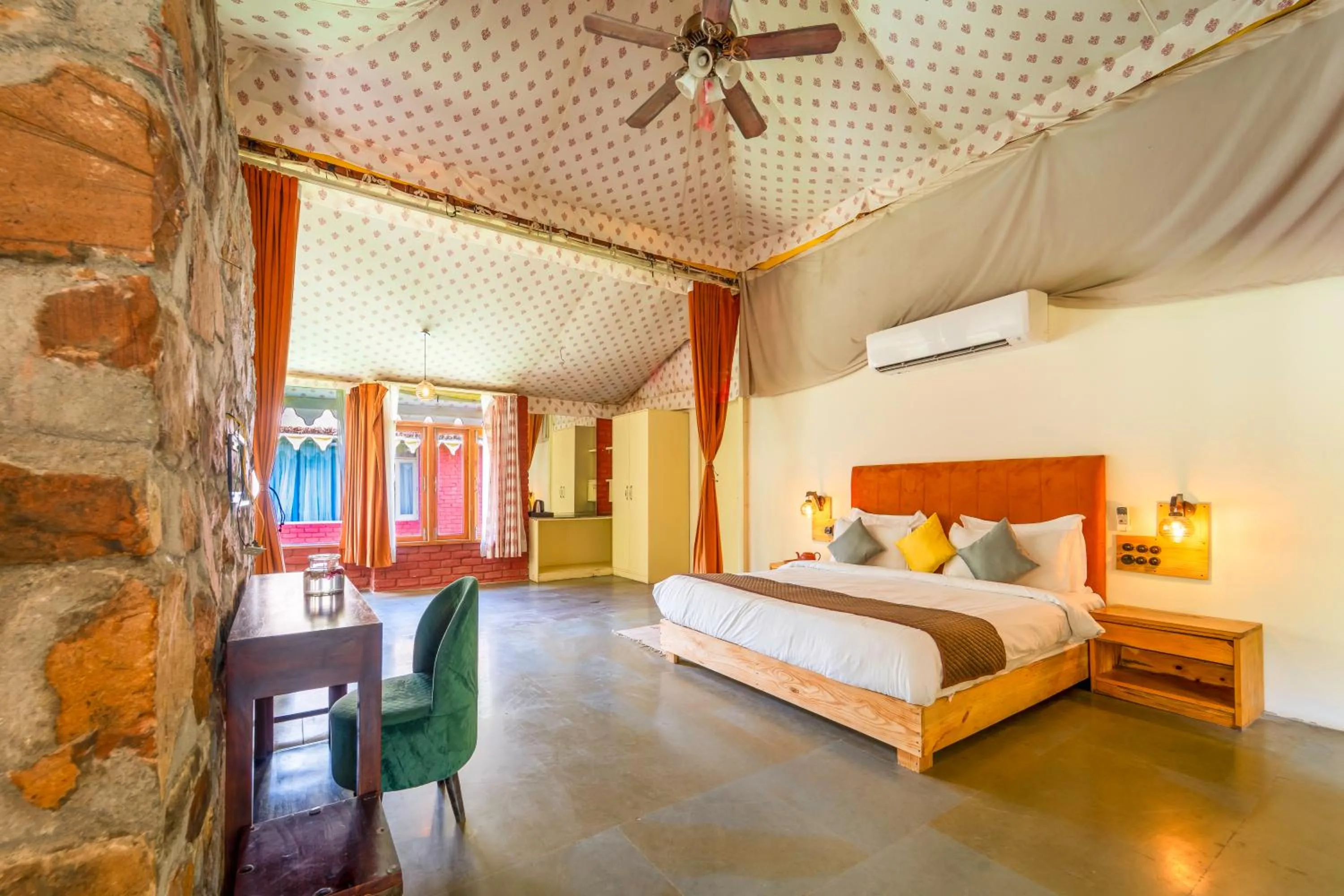 Photo of the whole room, Bed in Aranya by Stories