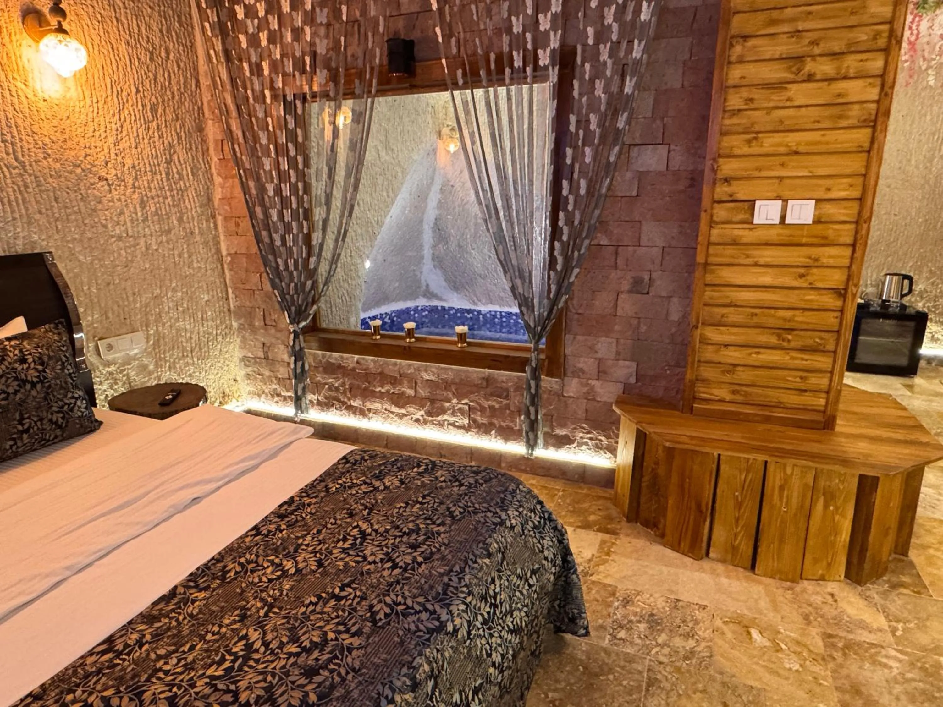 Bed in Ceran Stone House