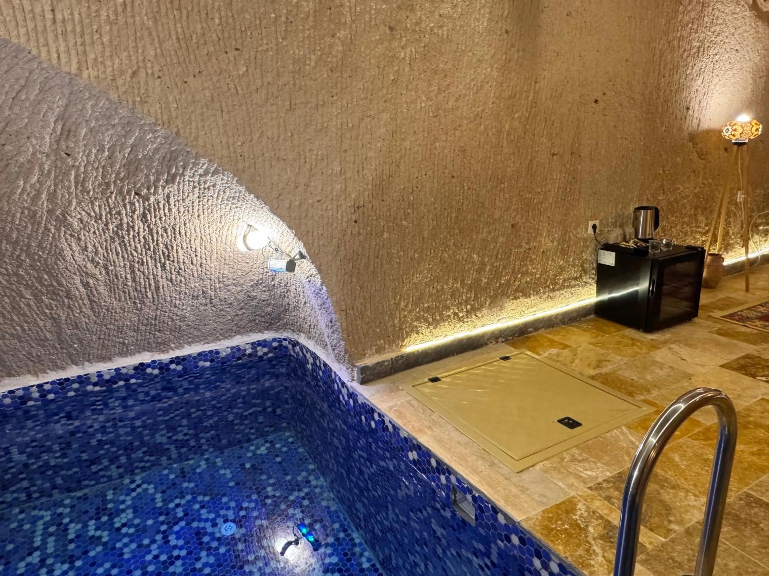 Pool view in Ceran Stone House