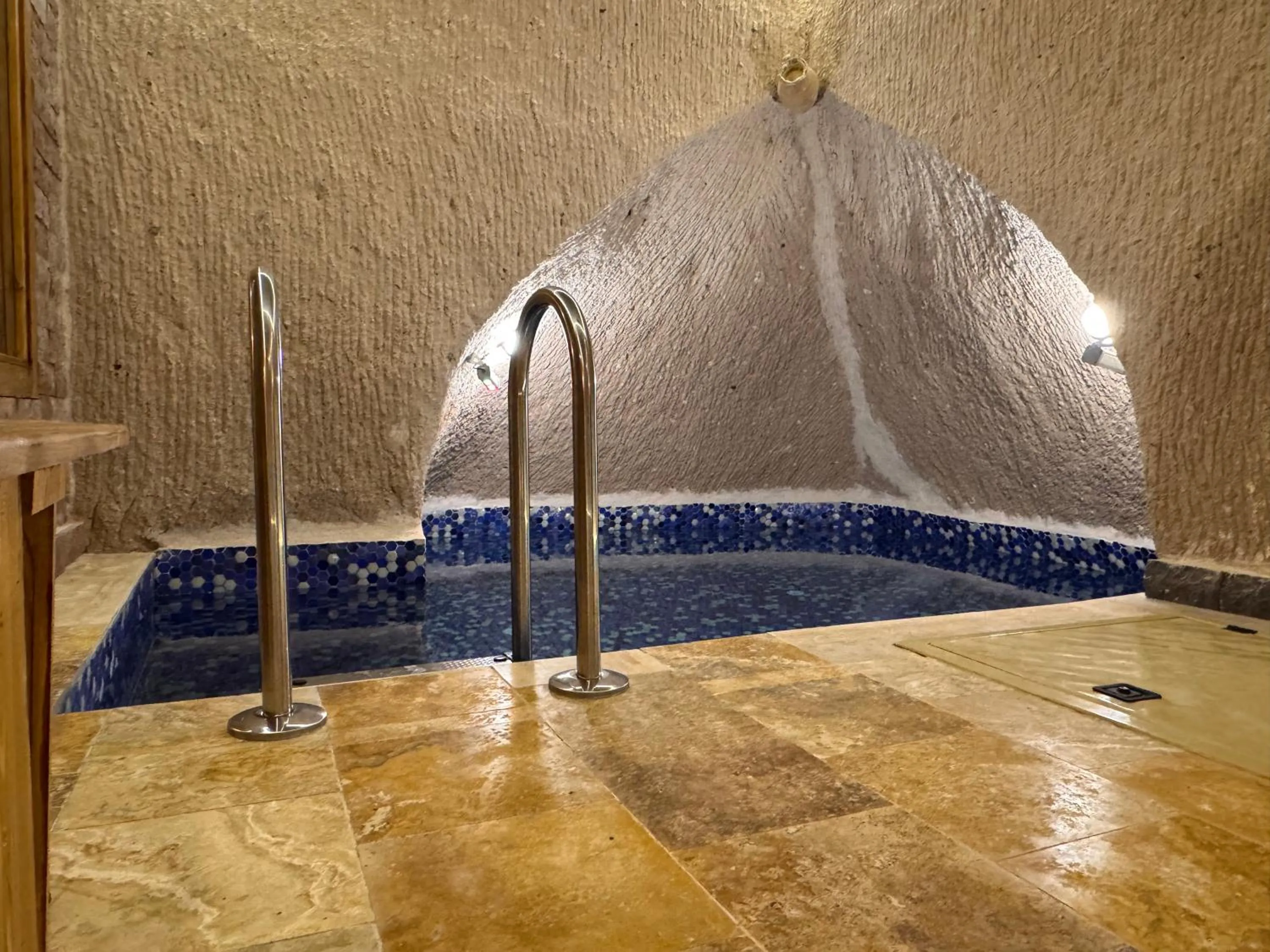 Pool view in Ceran Stone House