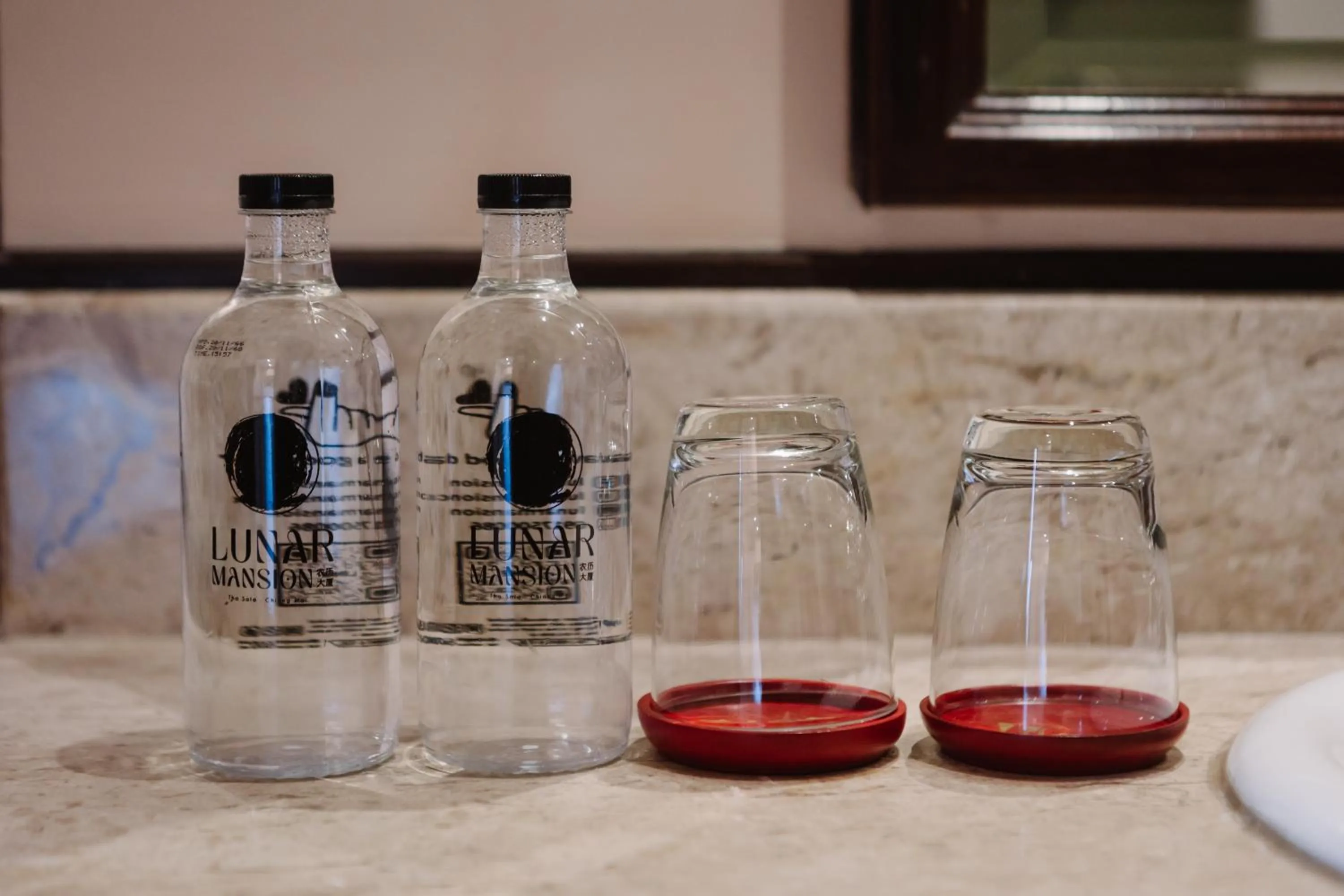 Drinks in Lunar Mansion Hotel