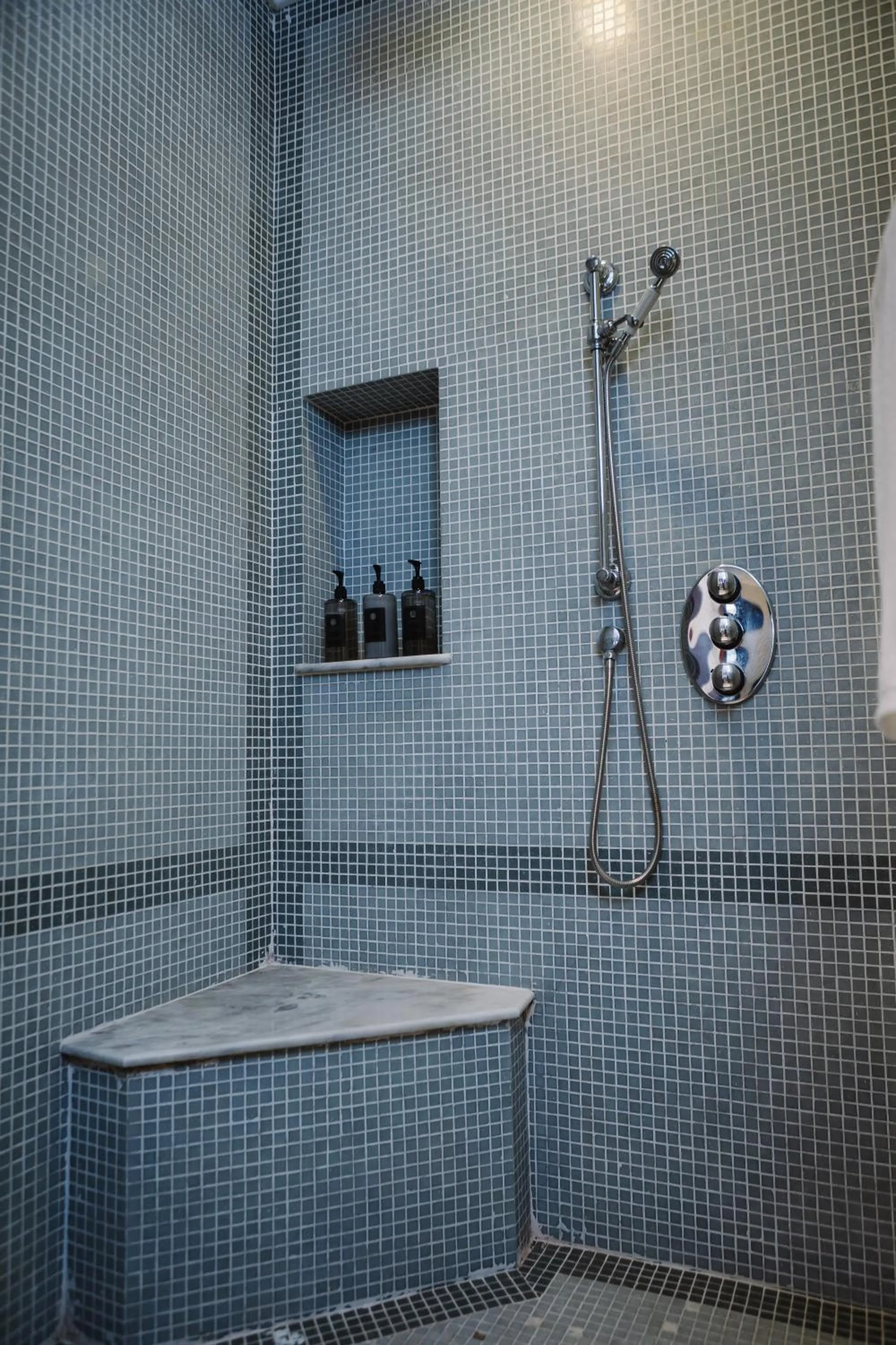 Shower in Lunar Mansion Hotel