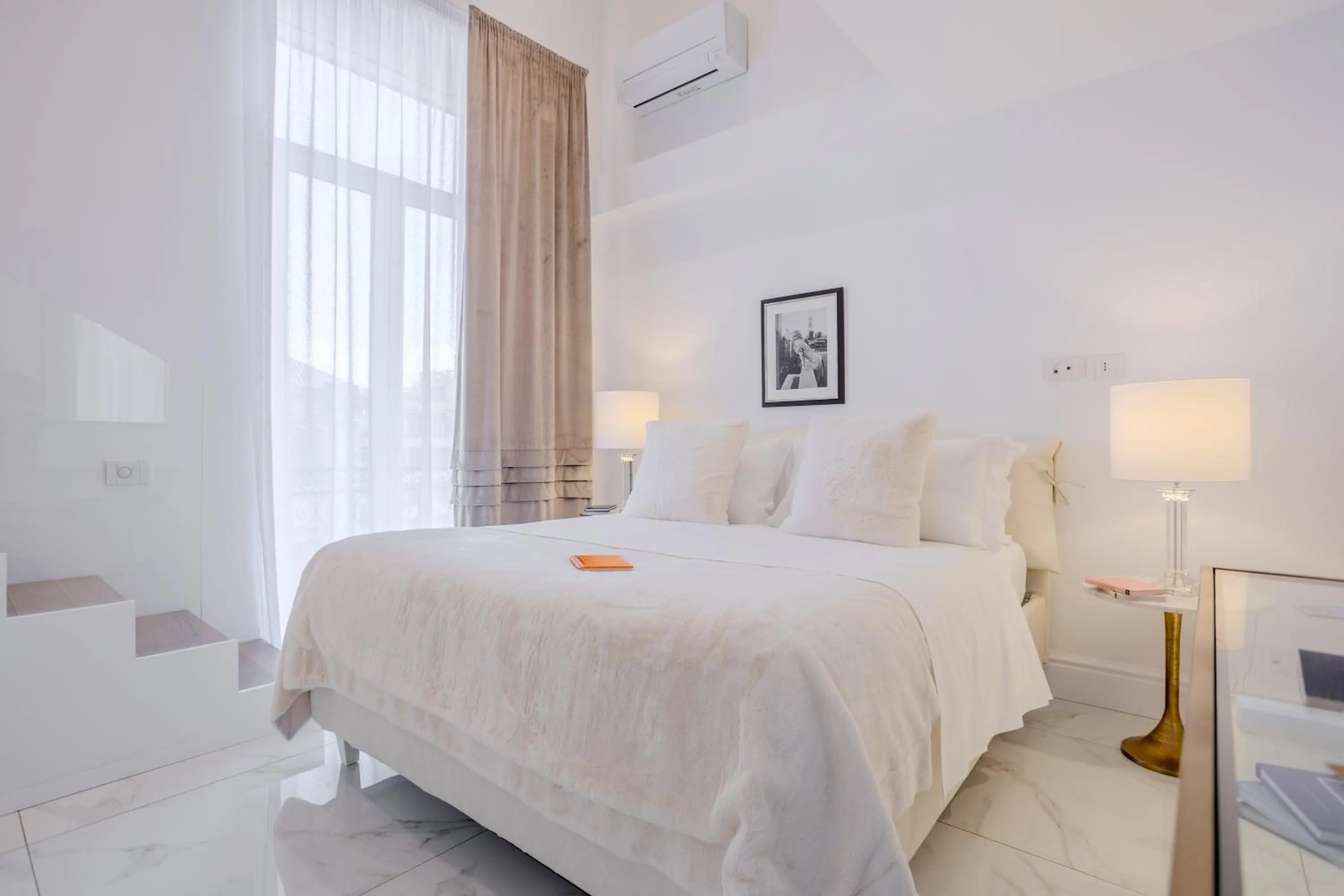 Photo of the whole room, Bed in La Corte dei Mille Luxury