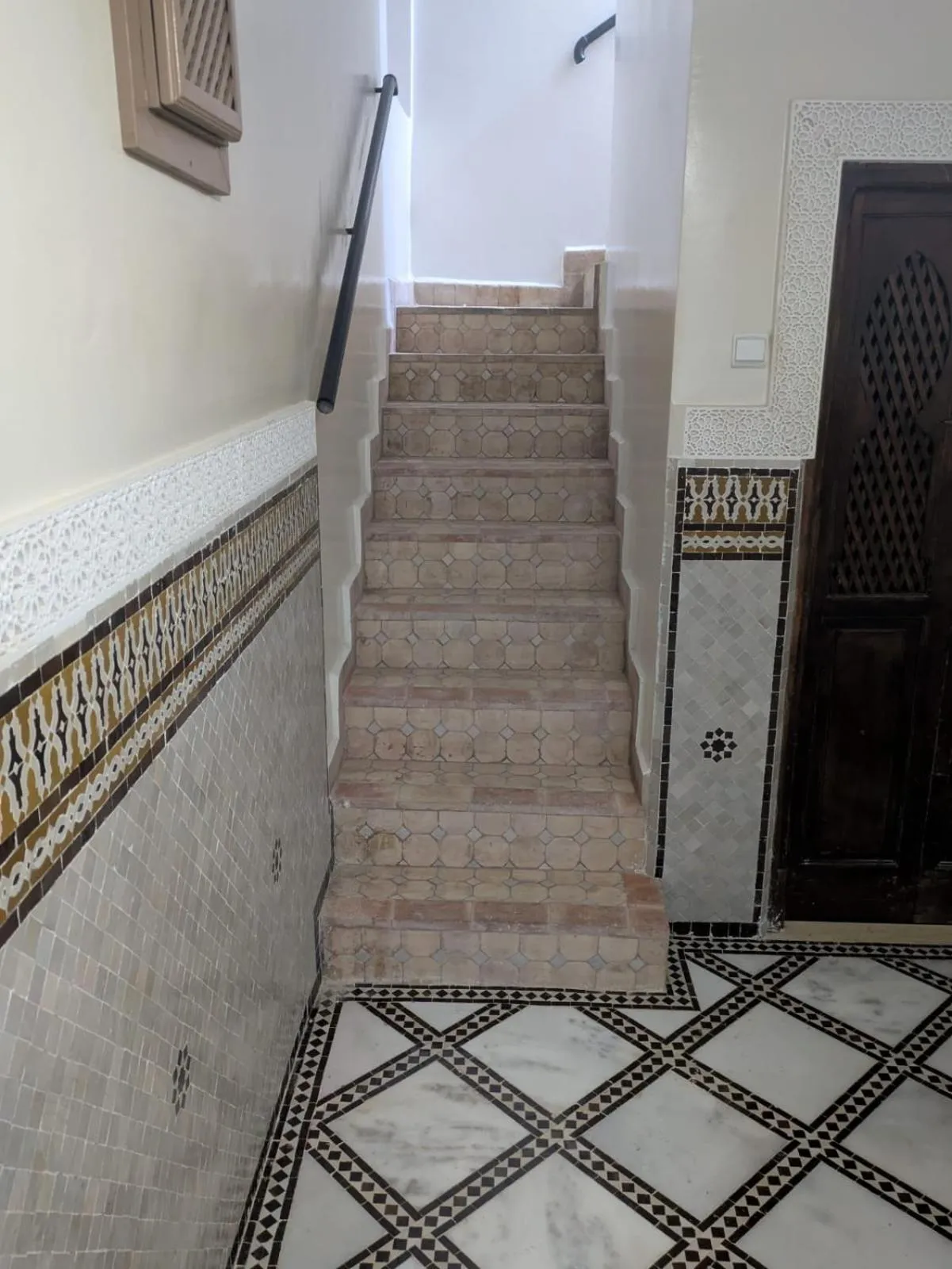 Property building in Hotel Cecil